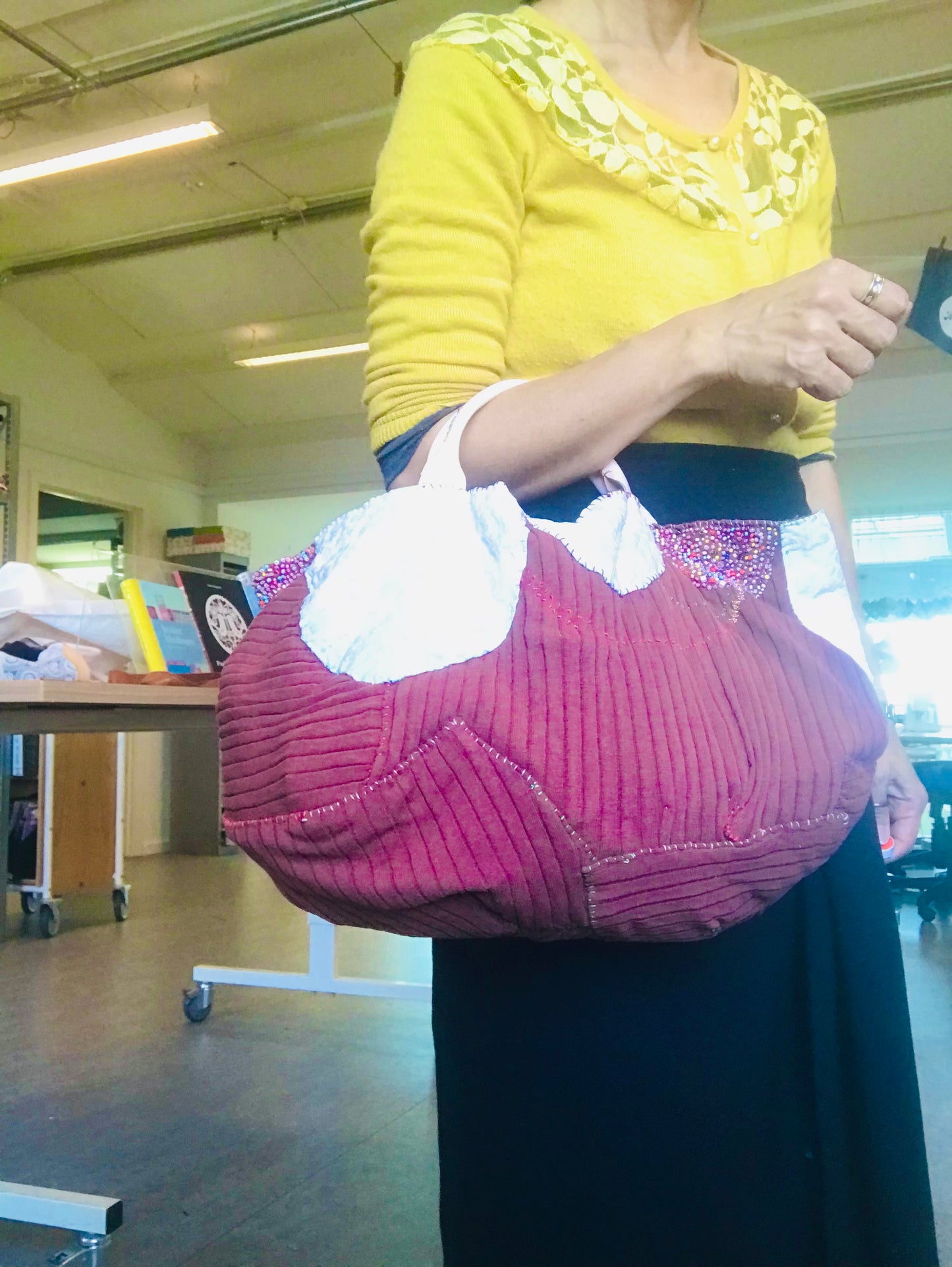 Bag   手縫いのバッグ　  布製　本革持ち手　スローファッション　ハンドメイド　1820