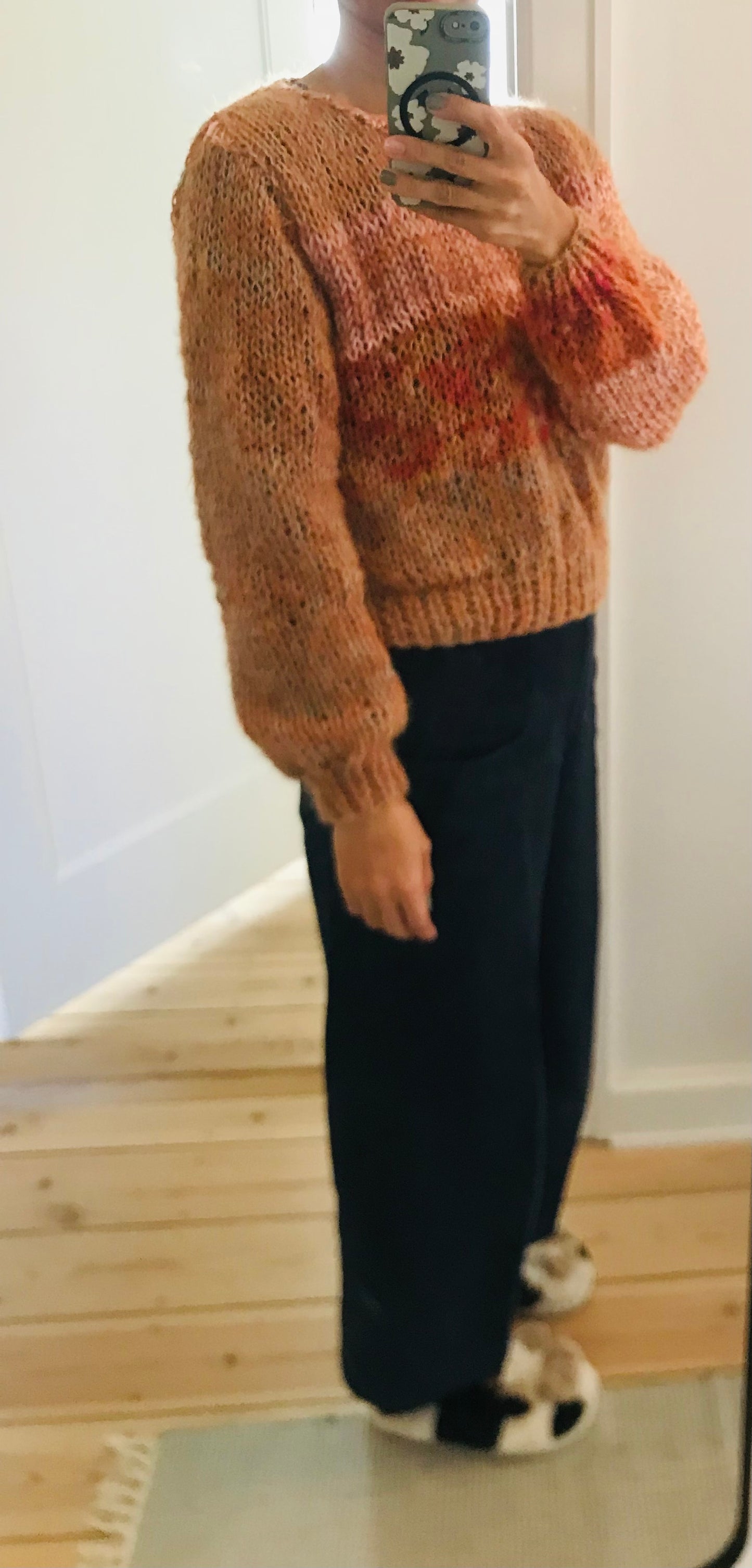 Håndstrikket sweater, slow fashion, fancy garn, unik, kort længde, mohair, 2097