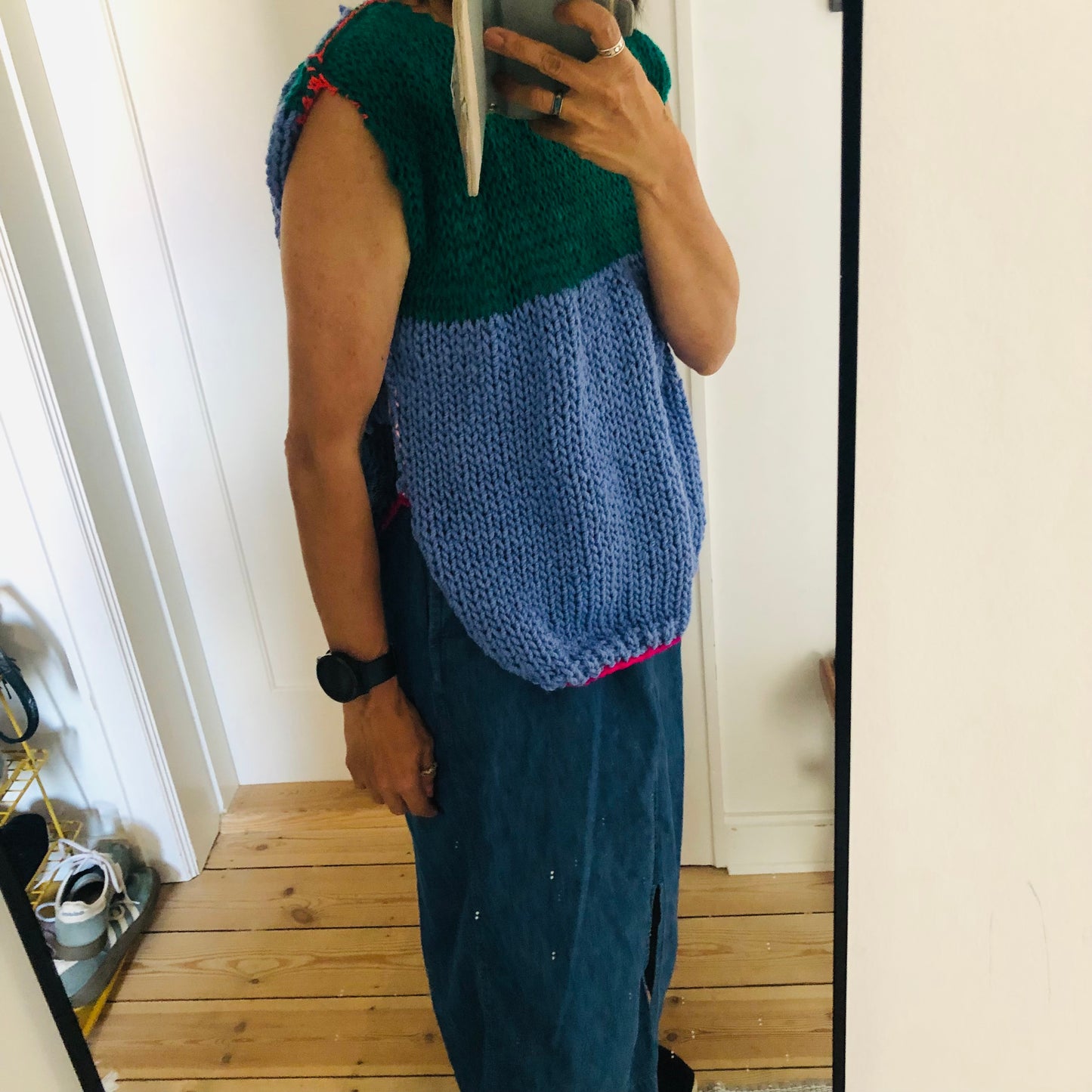 Sweater, hand-knitted, slow fashion, fancy yarn, one of a kind, short-sleeved, 2510