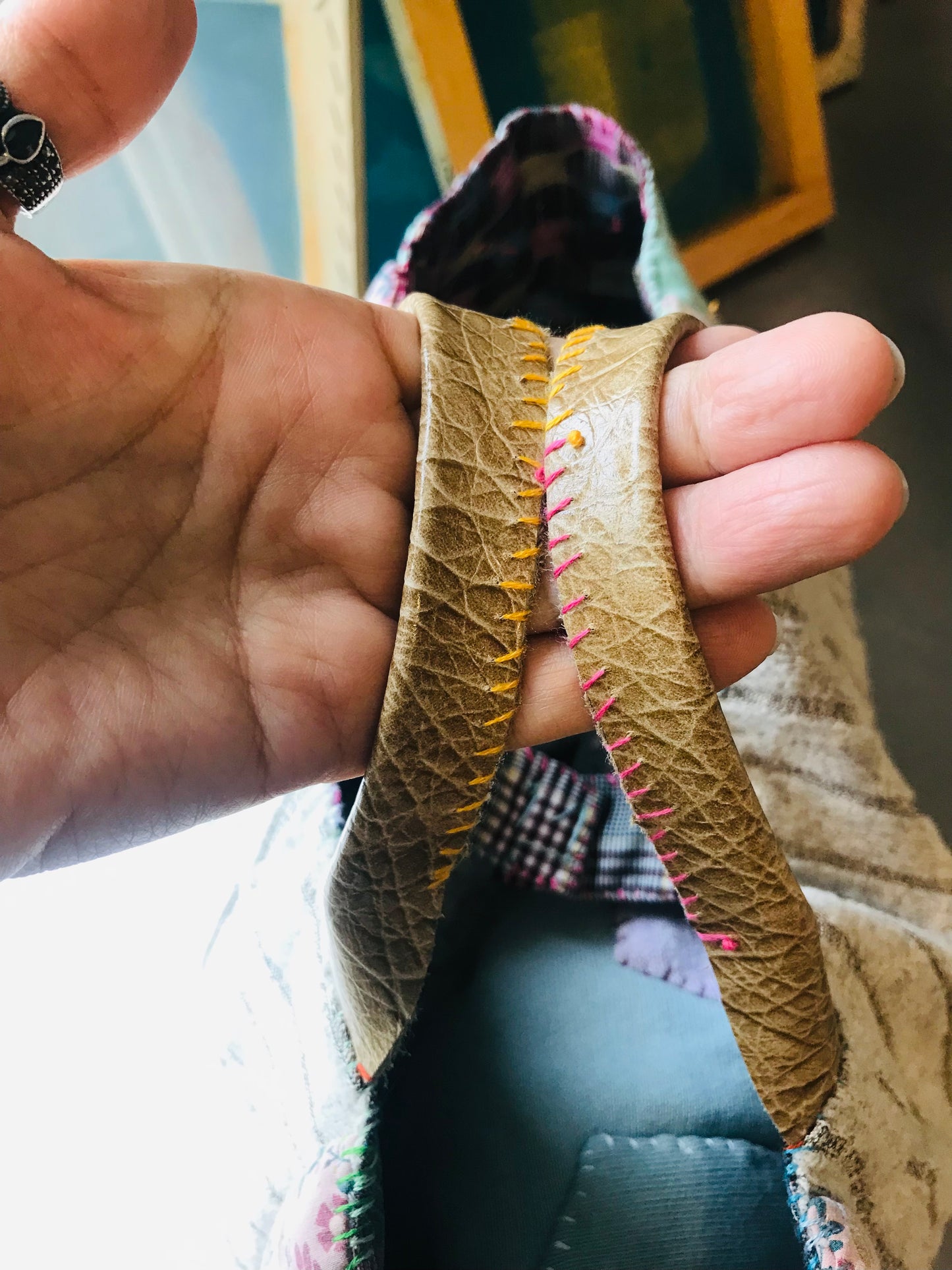Bag   手縫いのバッグ　  布製　本革持ち手　スローファッション　ハンドメイド　1800