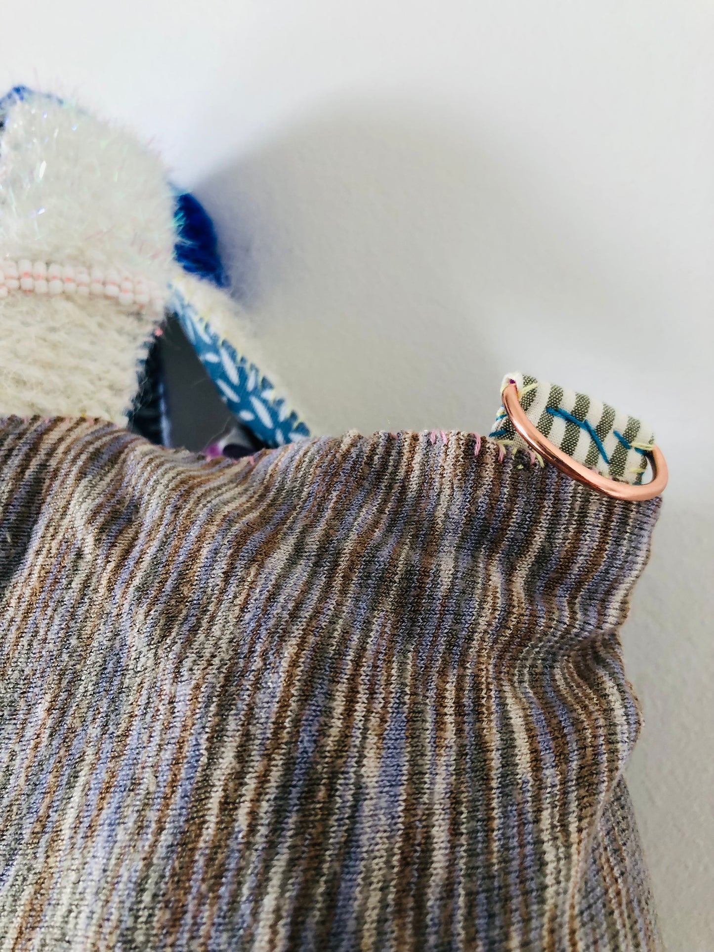 Bag 手縫いのバッグ 布製　トートバッグ　スローファッション　ハンドメイド　2408