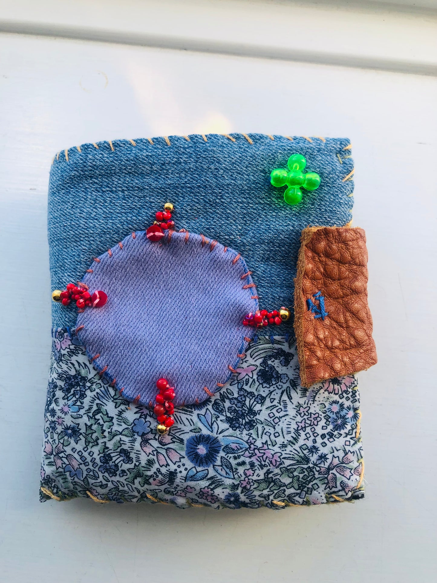 wallet, fabric wallet, handmade, hand-stitched, embroidered, patchwork, bifold, 2445