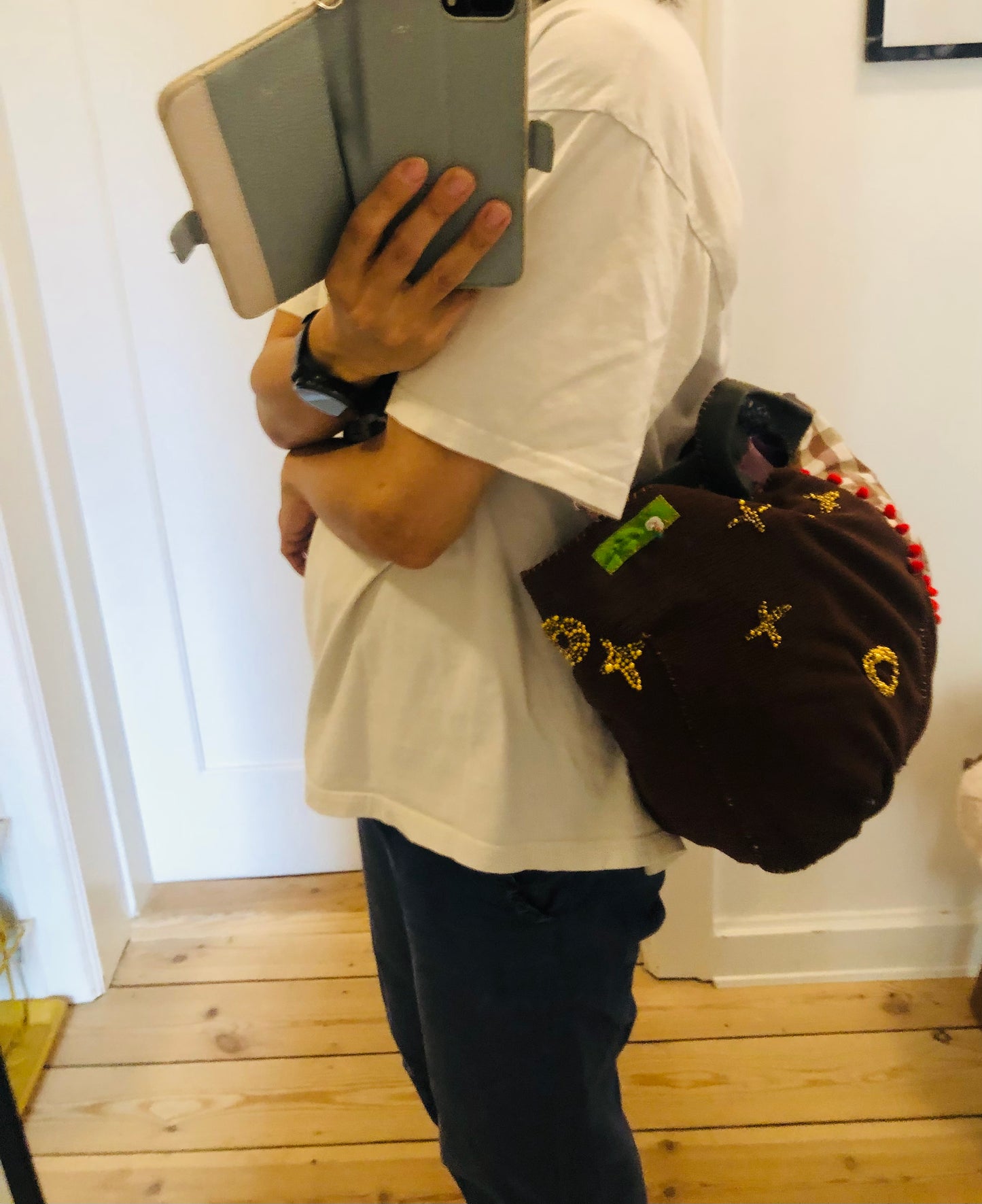 Bag 手縫いのバッグ 布製　トートバッグ　スローファッション　ハンドメイド　2448