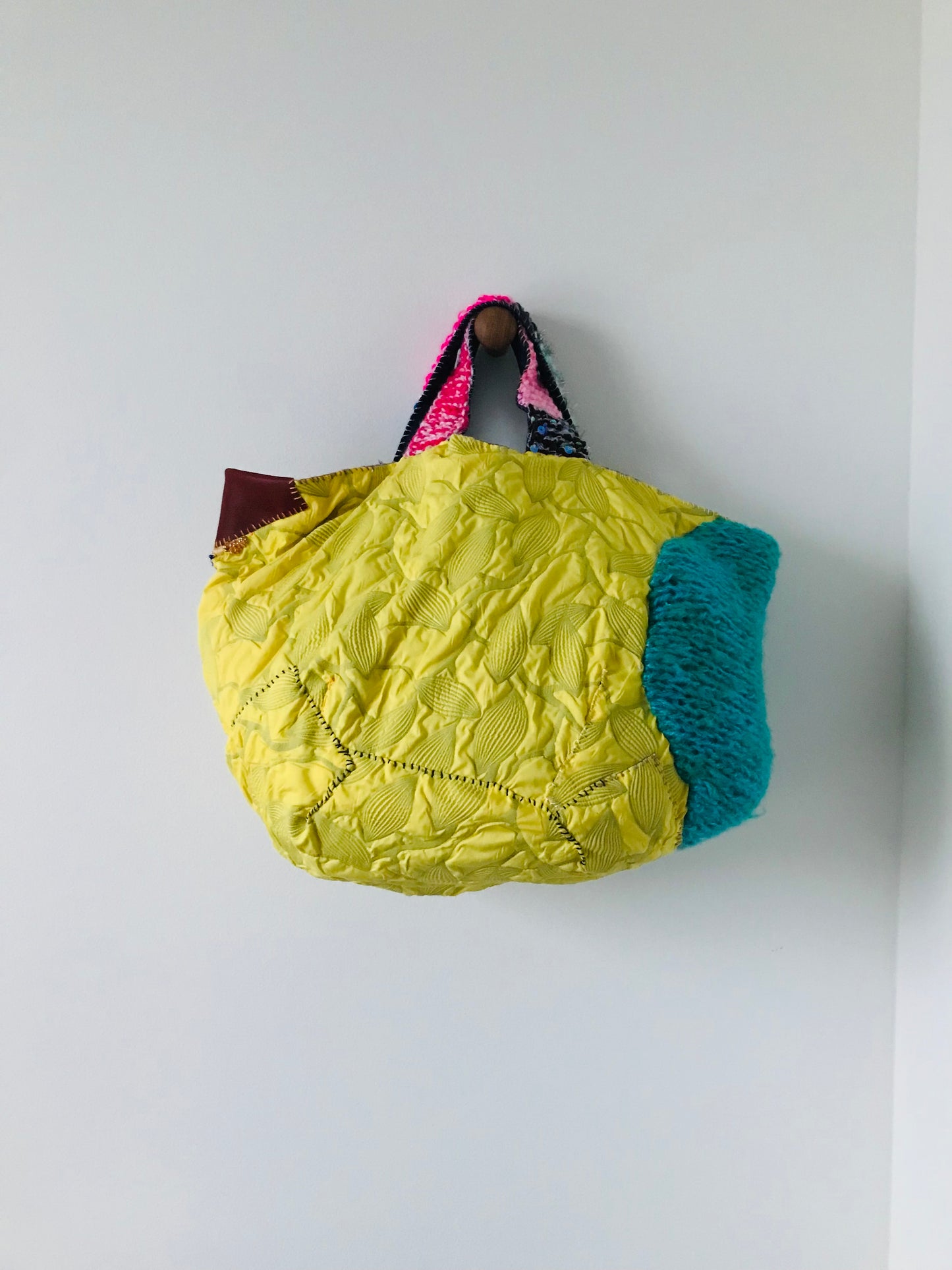 Bag   手縫いのバッグ　  布製　スローファッション　ハンドメイド　1920