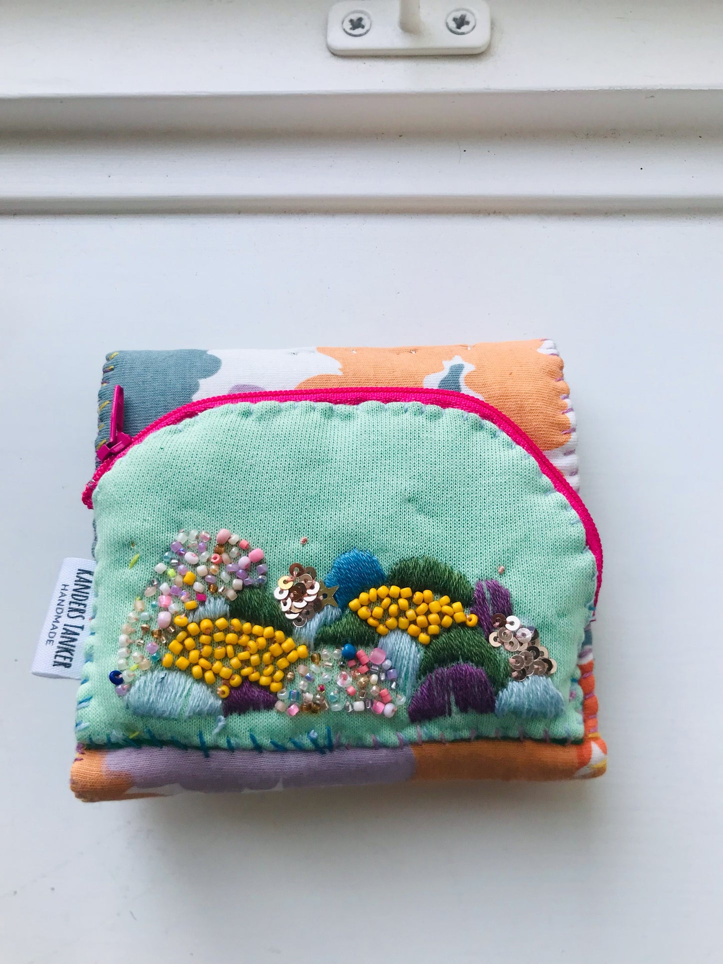 Wallet Fabric Wallet Handmade Hand-sewn Embroidered Patchwork Bi-fold 2072