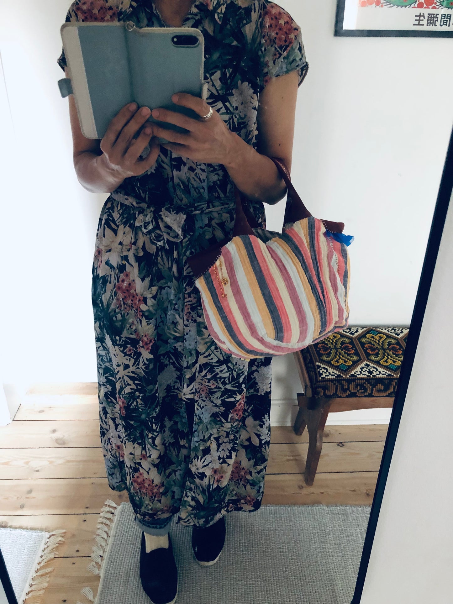 Bag 手縫いのバッグ 布製　トートバッグ　スローファッション　ハンドメイド　2522
