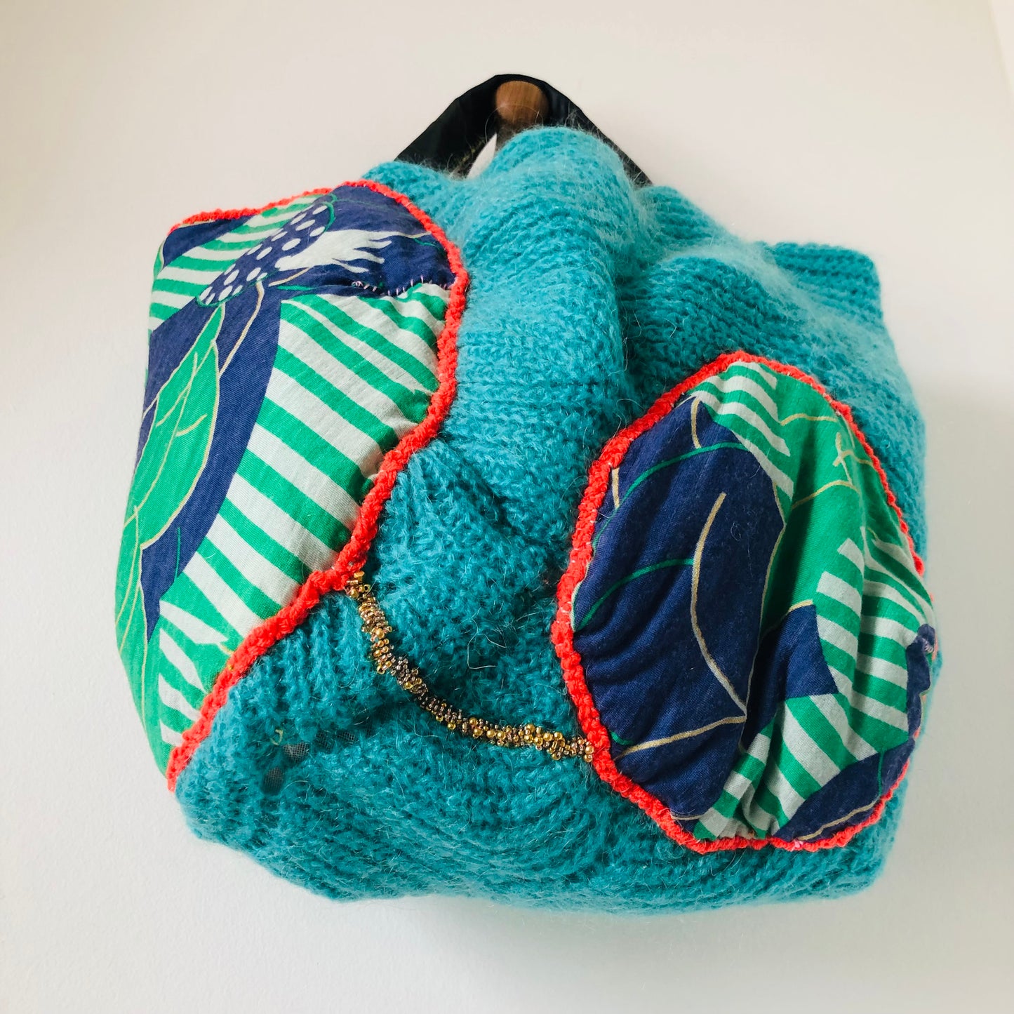 Bag Hand-sewn cloth tote bag Slow fashion Handmade 2417