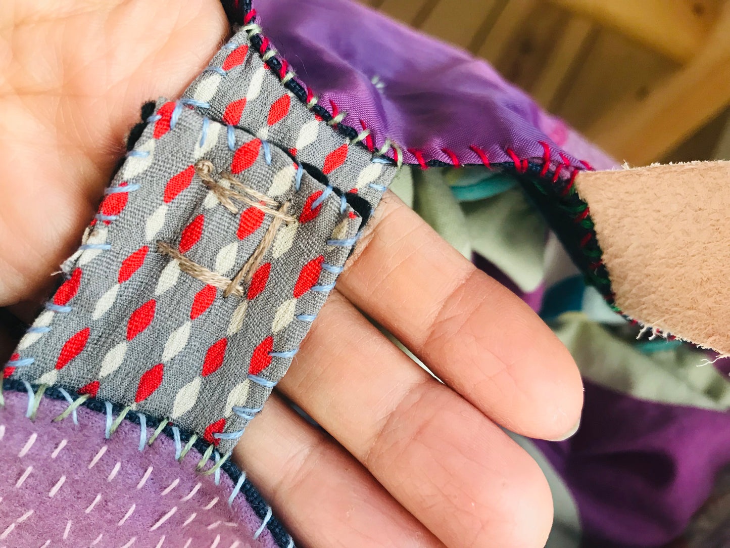 Bag   手縫いのバッグ　  布製　本革持ち手　スローファッション　ハンドメイド　1733