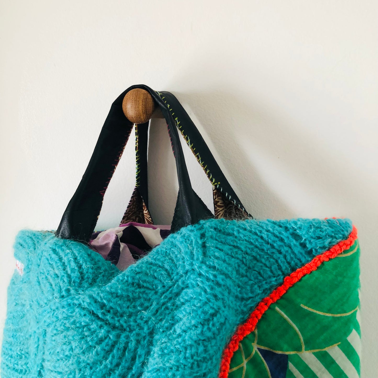 Bag Hand-sewn cloth tote bag Slow fashion Handmade 2417