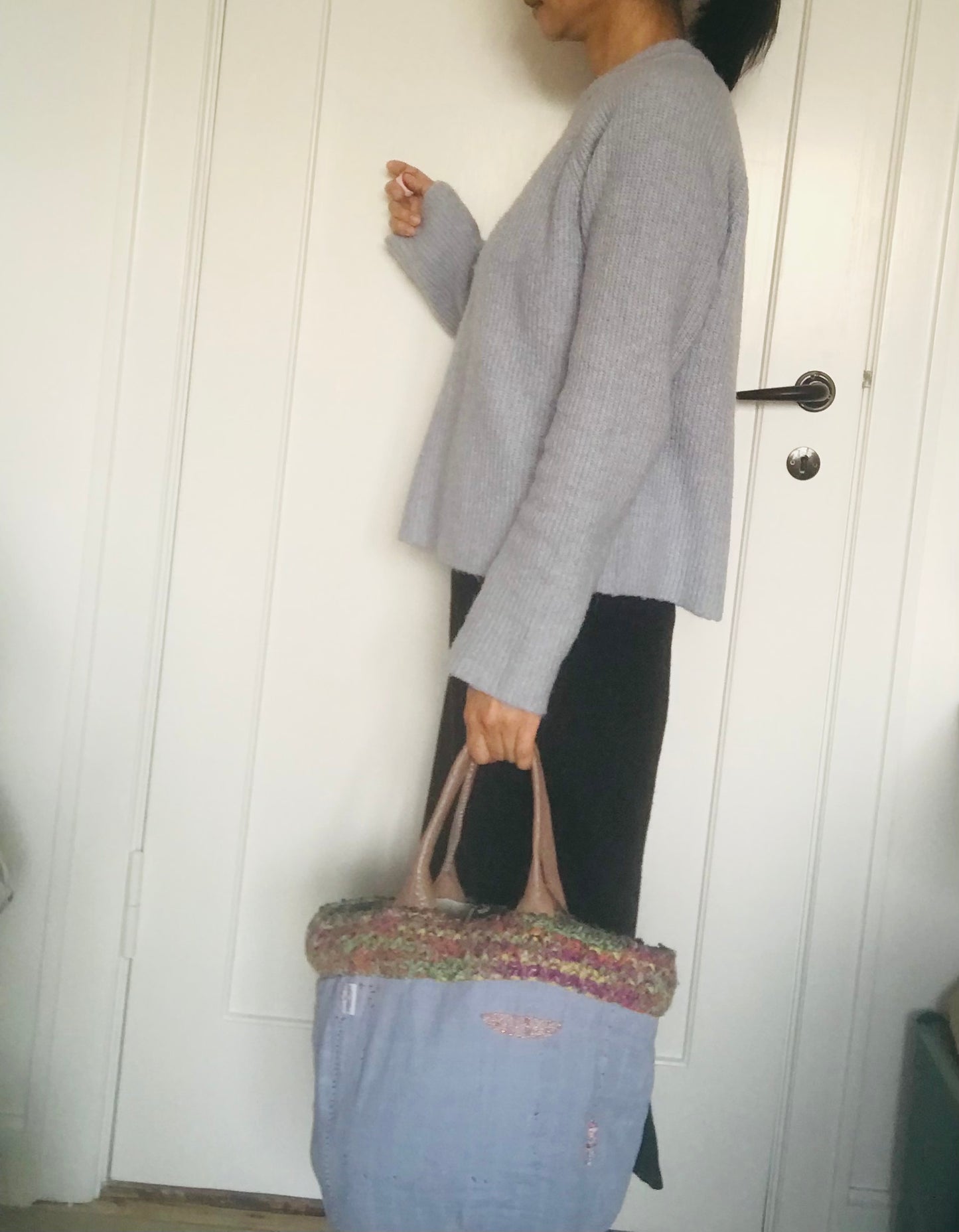 Bag   手縫いのバッグ　  布製　本革持ち手　スローファッション　ハンドメイド　1734