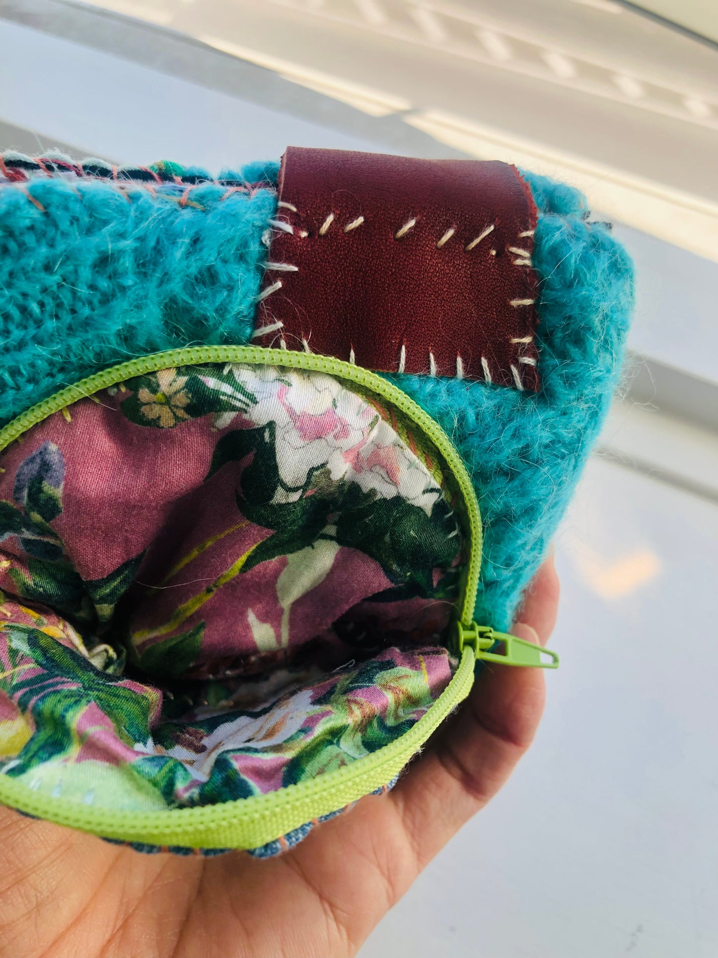 Wallet, fabric wallet, handmade, hand-sewn, embroidery, patchwork, bi-fold, 2444