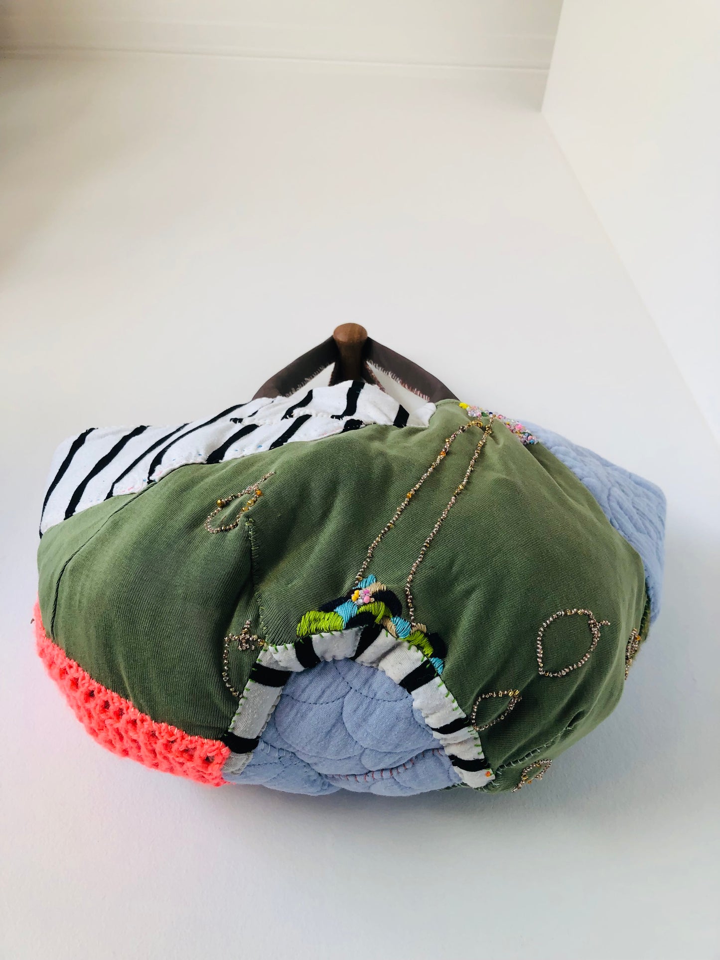 Bag Hand-sewn cloth tote bag Slow fashion Handmade 2502
