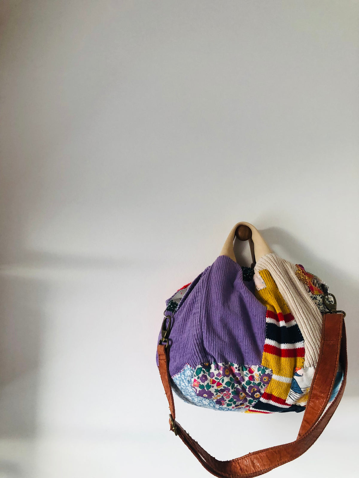 Bag: Hand-stitched fabric tote bag, slow fashion, handmade, 2548