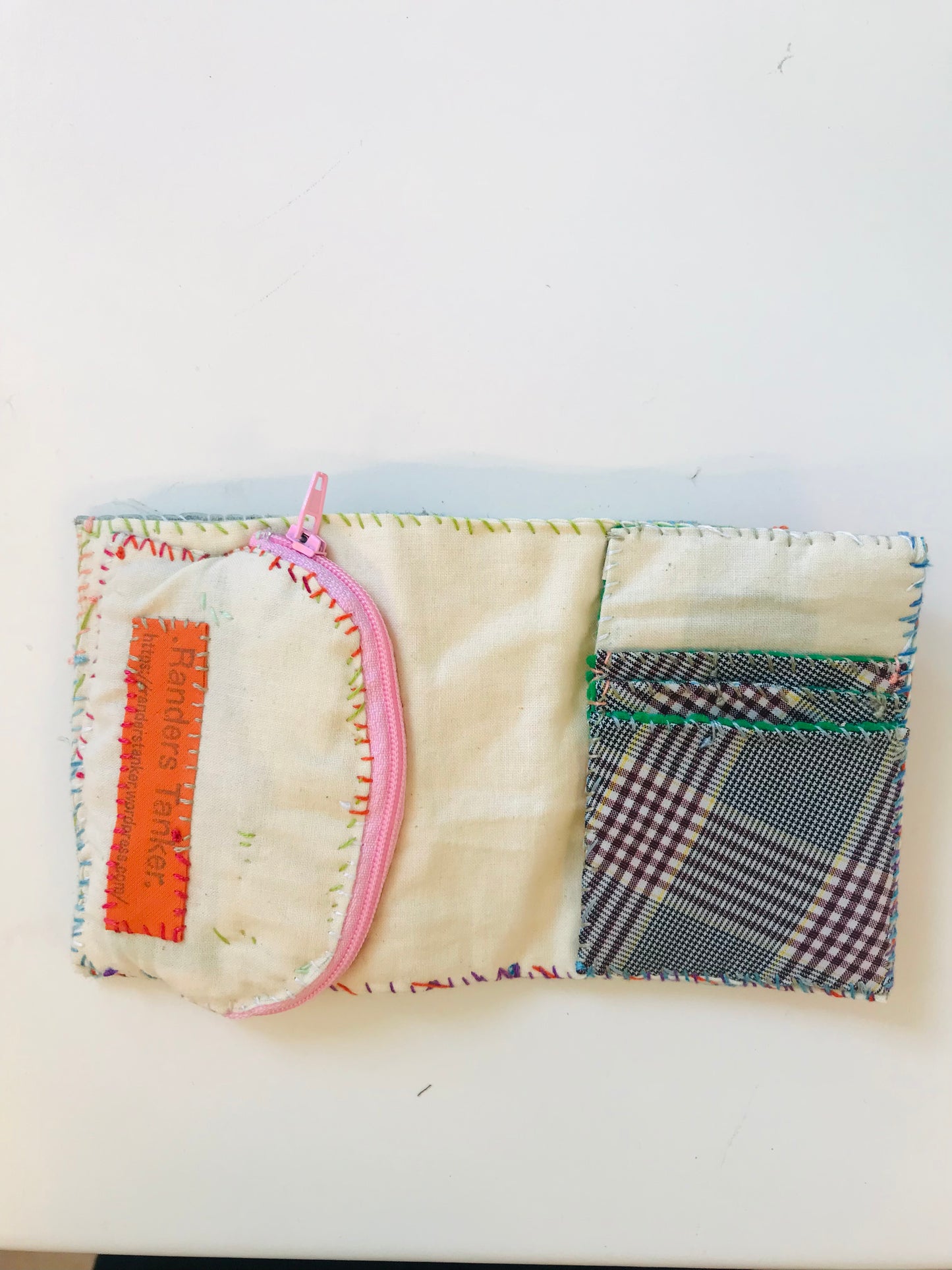 財布　布財布　ハンドメイド　手縫い　刺繍　パッチワーク　二つ折り　1861