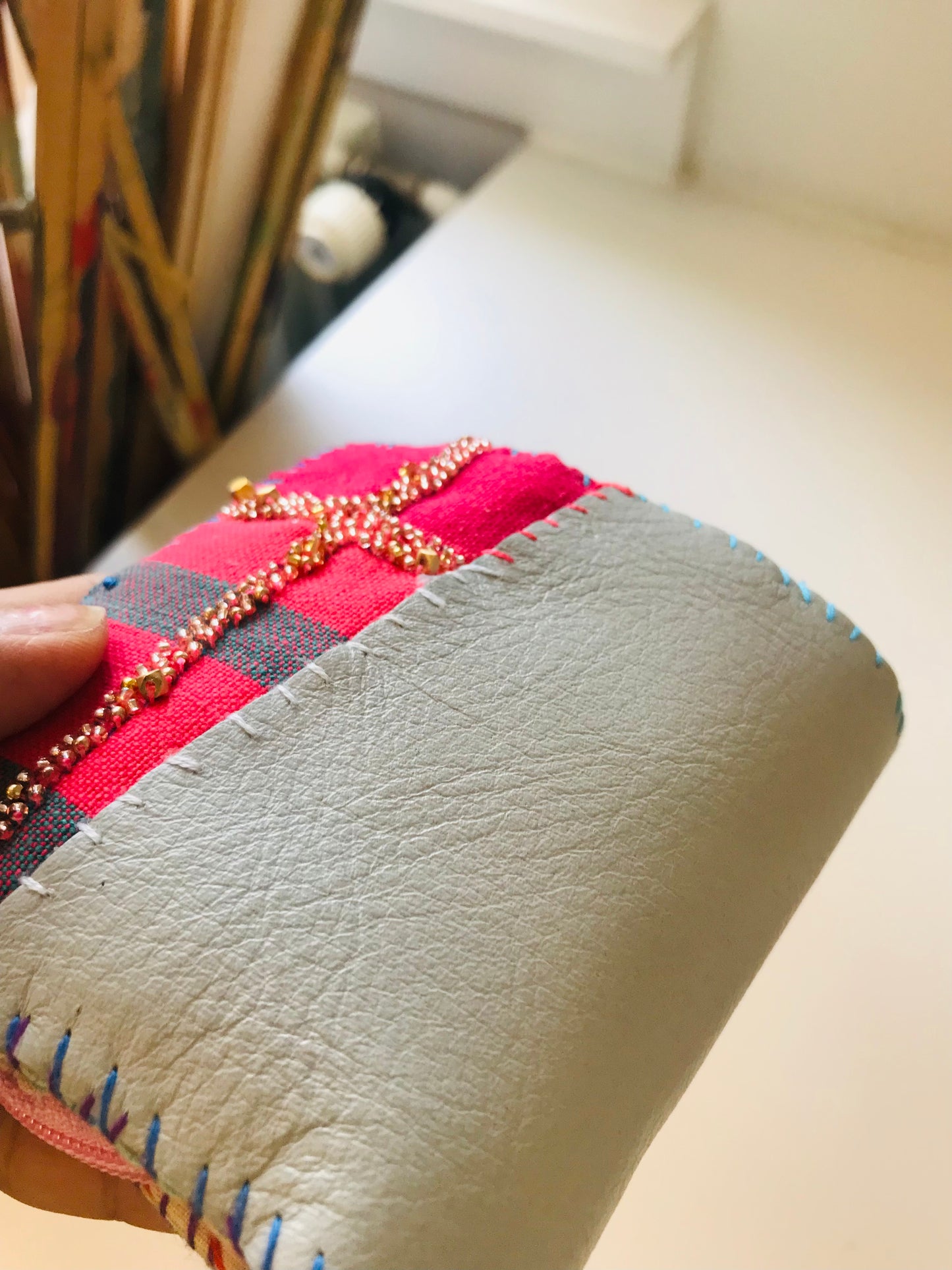 財布　布財布　ハンドメイド　手縫い　刺繍　パッチワーク　二つ折り　1861