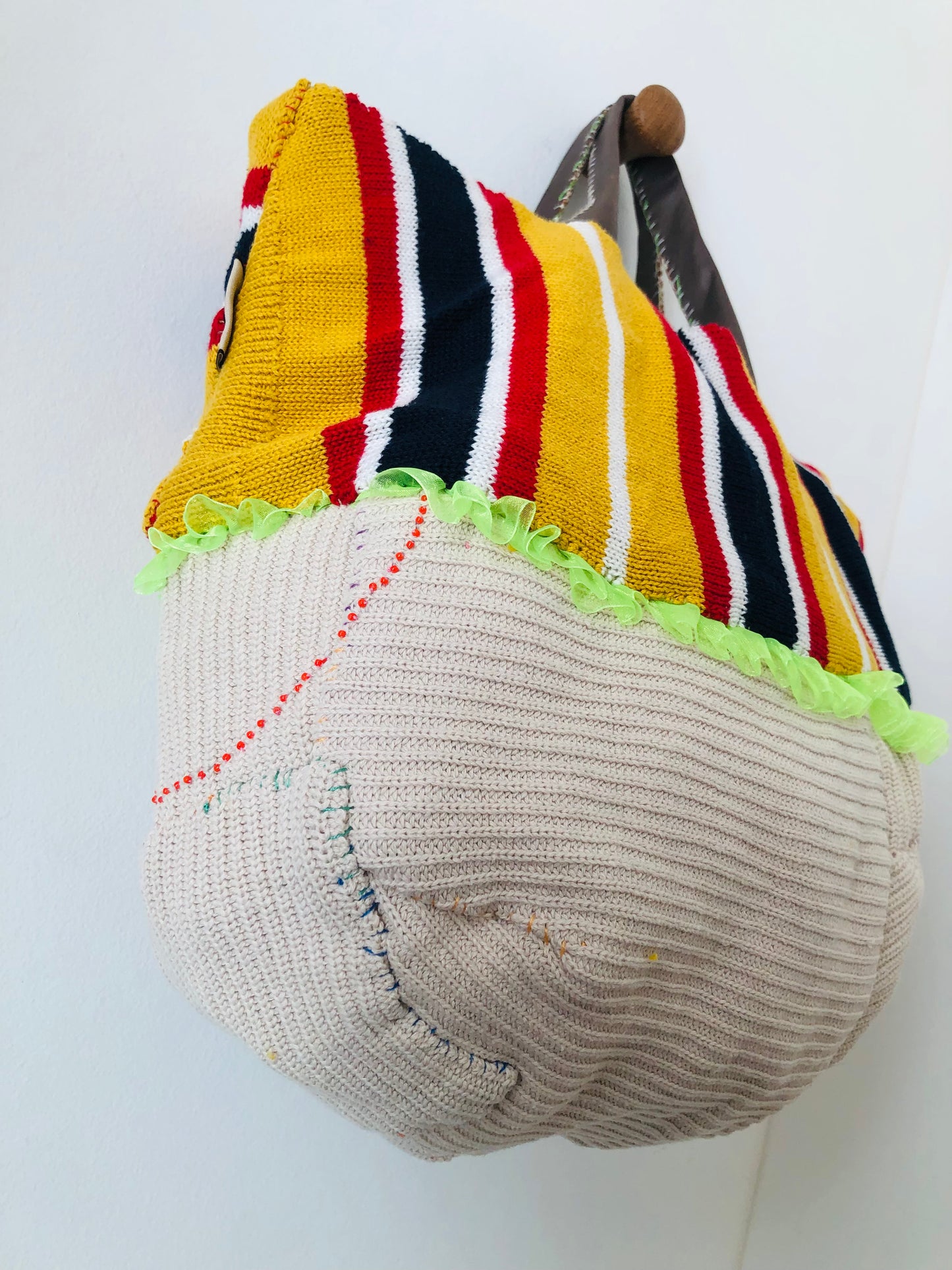 Bag 手縫いのバッグ 布製　トートバッグ　スローファッション　ハンドメイド　2503