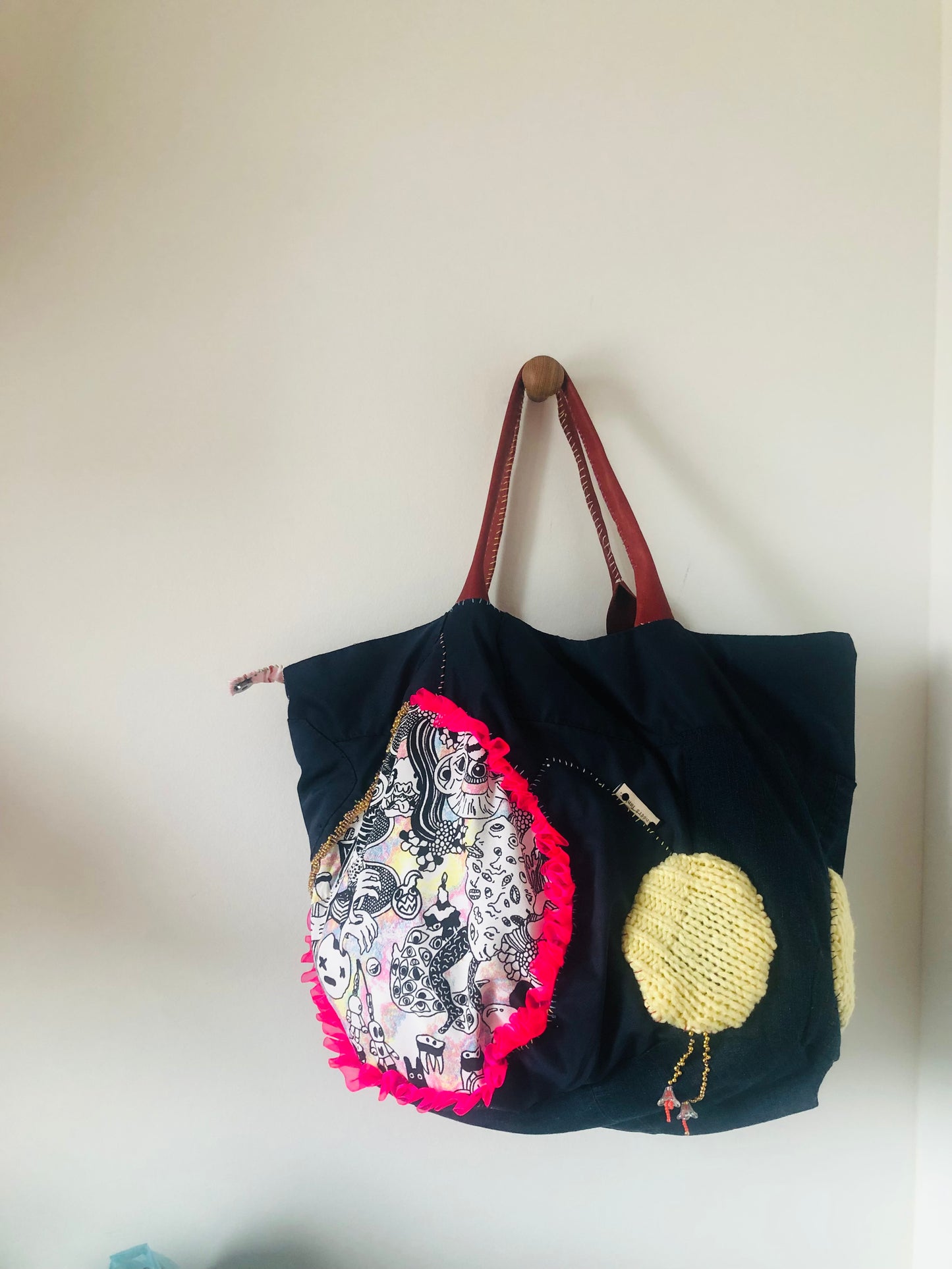 Bag 手縫いのバッグ 布製　トートバッグ　スローファッション　ハンドメイド　2464