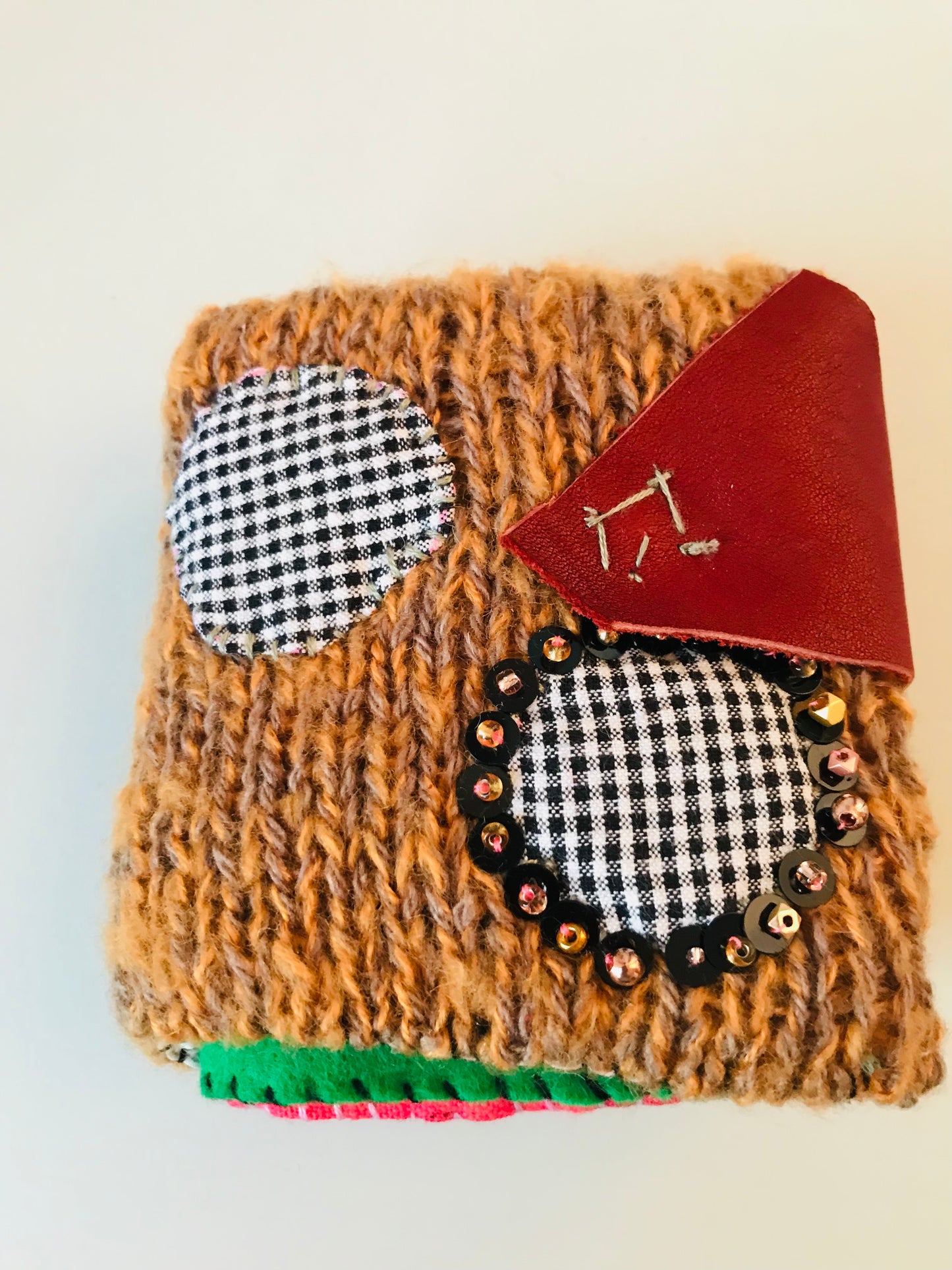 Wallet Fabric Wallet Handmade Hand-sewn Embroidered Patchwork Bi-fold 1912