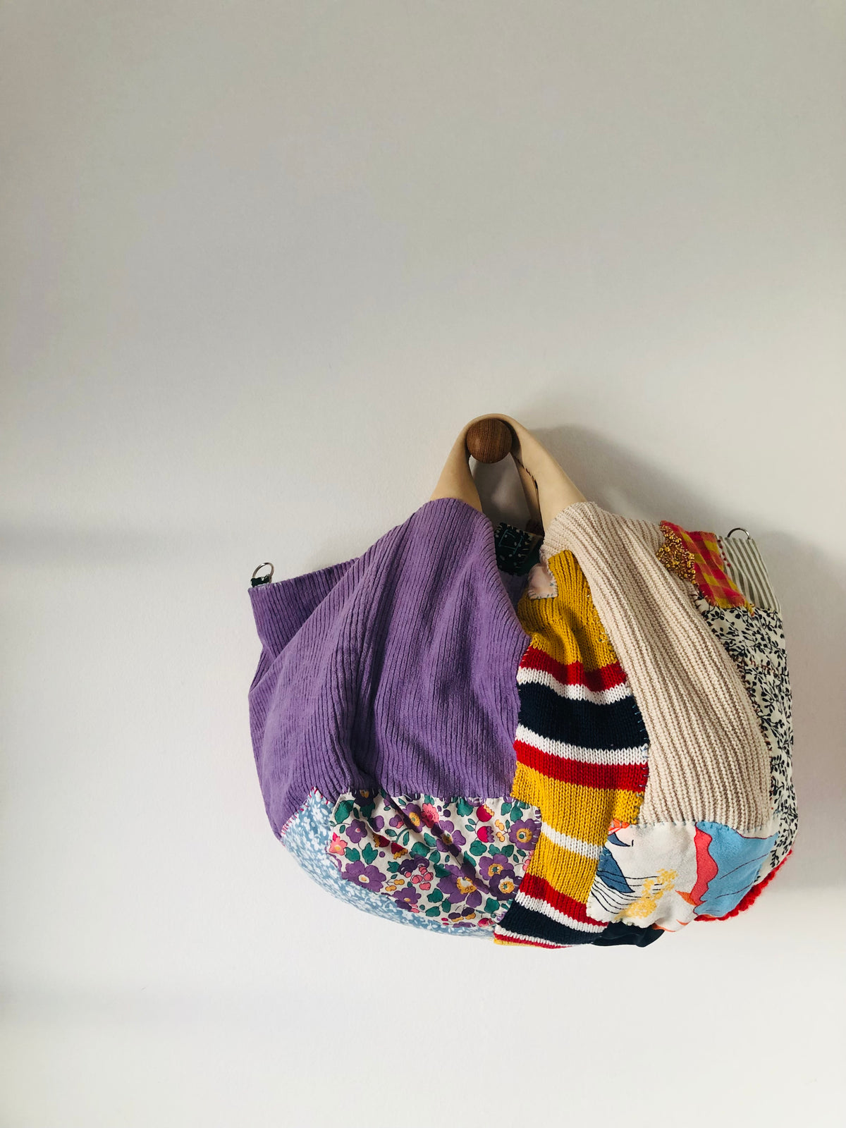 Bag: Hand-stitched fabric tote bag, slow fashion, handmade, 2548