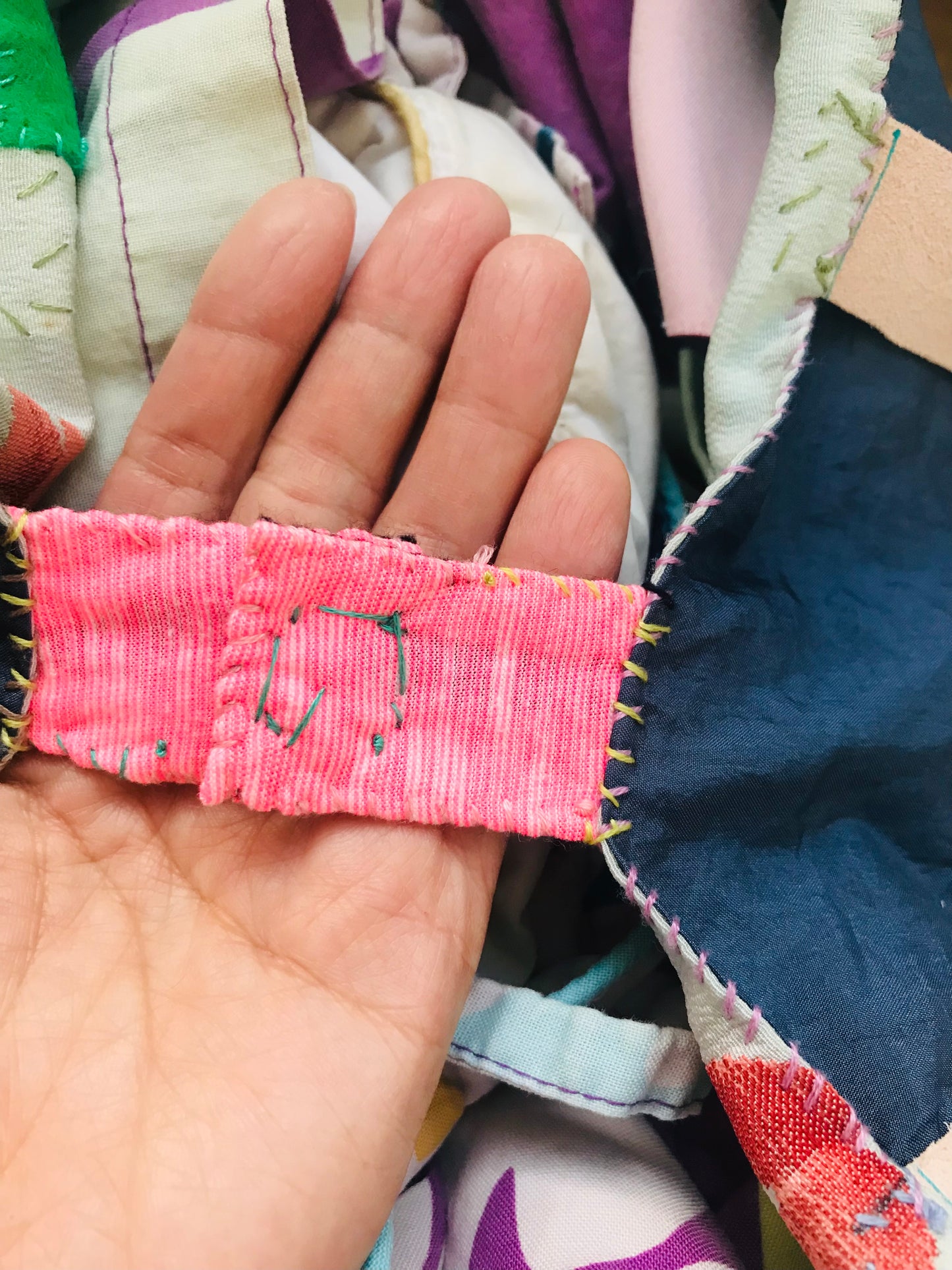 Bag   手縫いのバッグ　  布製　本革持ち手　スローファッション　ハンドメイド　1735