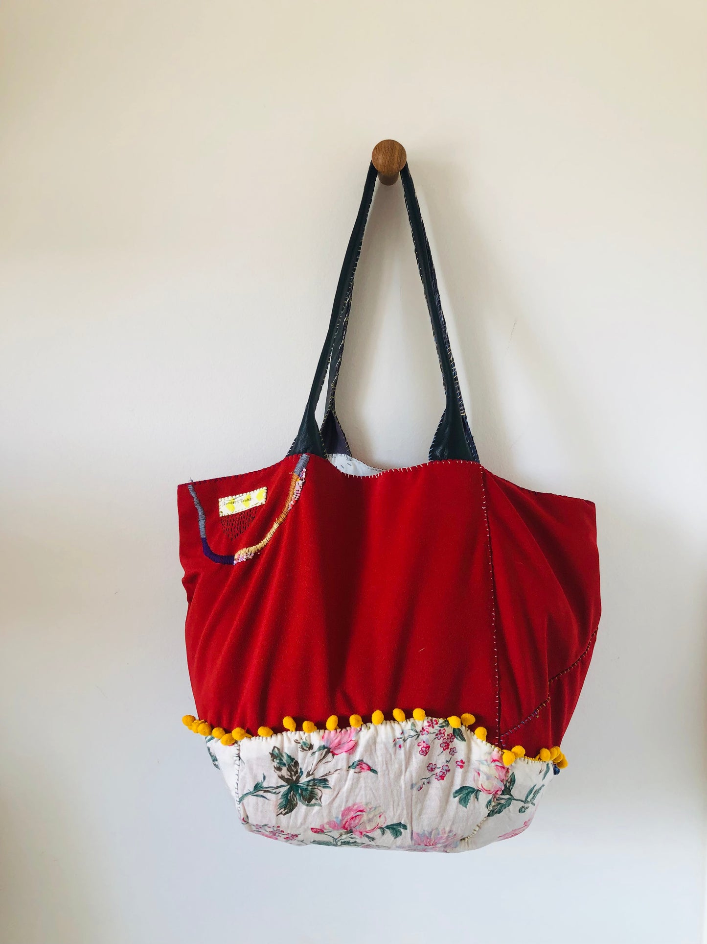 Bag 手縫いのバッグ 布製　トートバッグ　スローファッション　ハンドメイド　2523