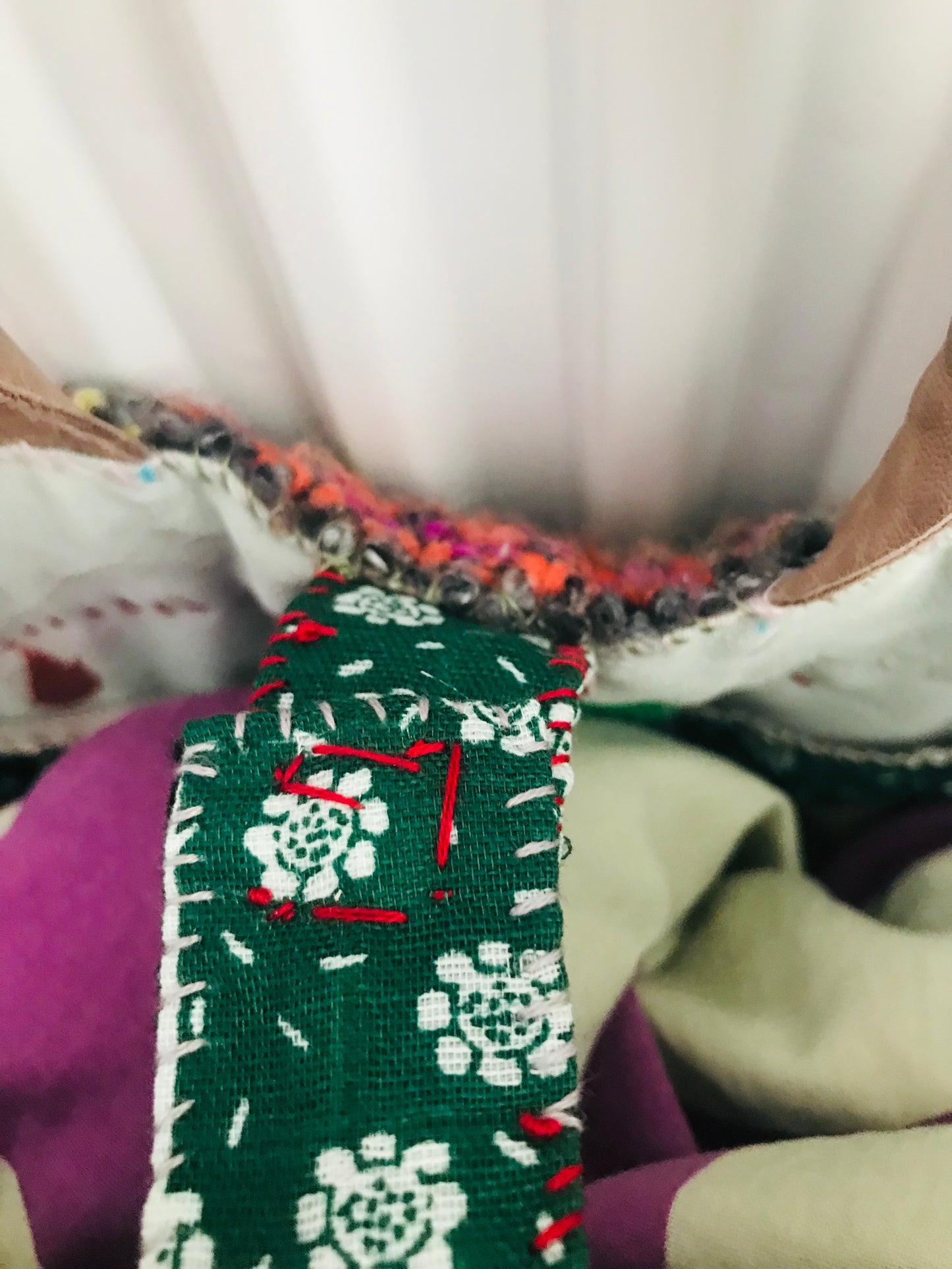 Bag   手縫いのバッグ　  布製　本革持ち手　スローファッション　ハンドメイド　1734