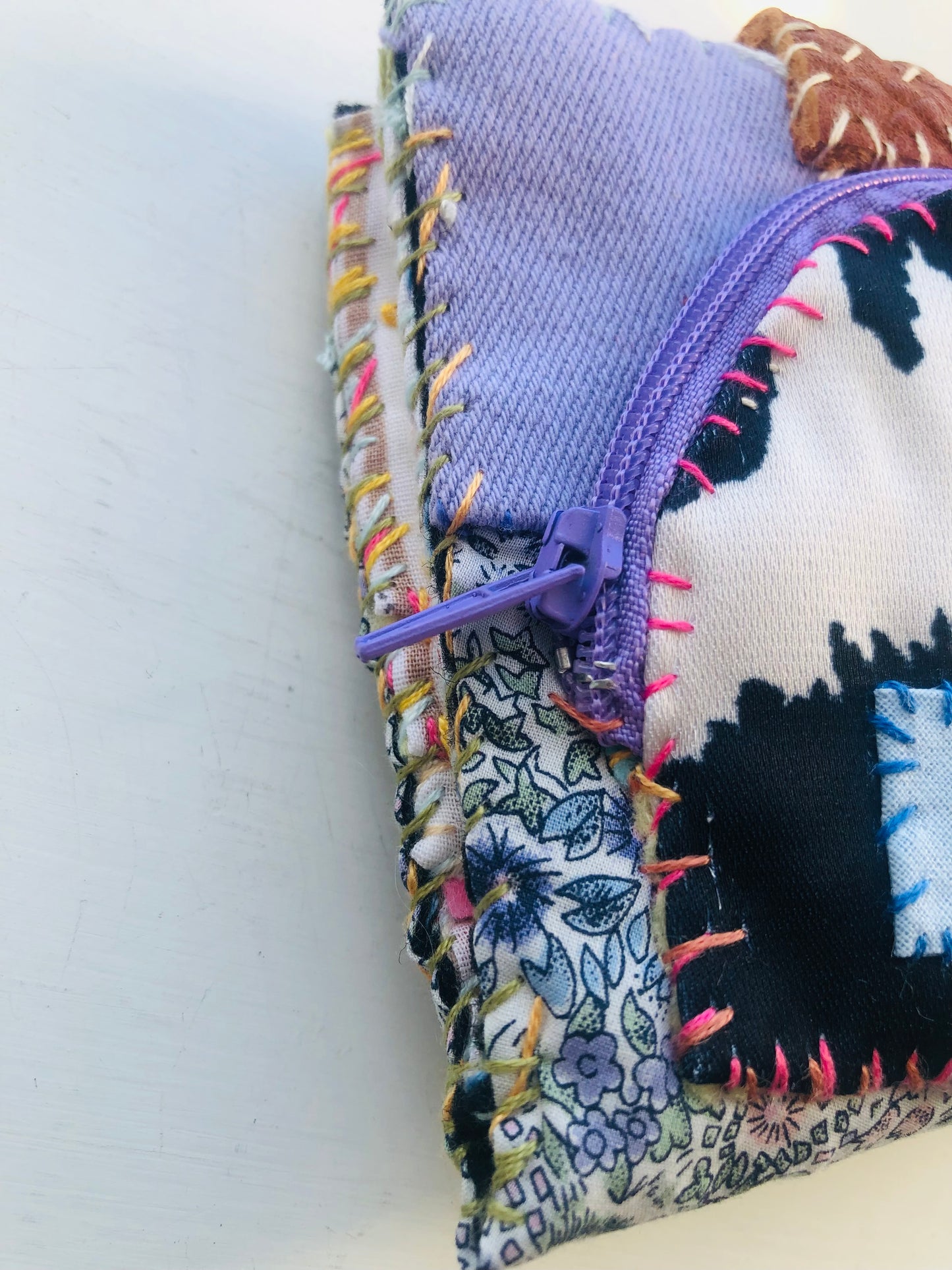wallet, fabric wallet, handmade, hand-stitched, embroidered, patchwork, bifold, 2445