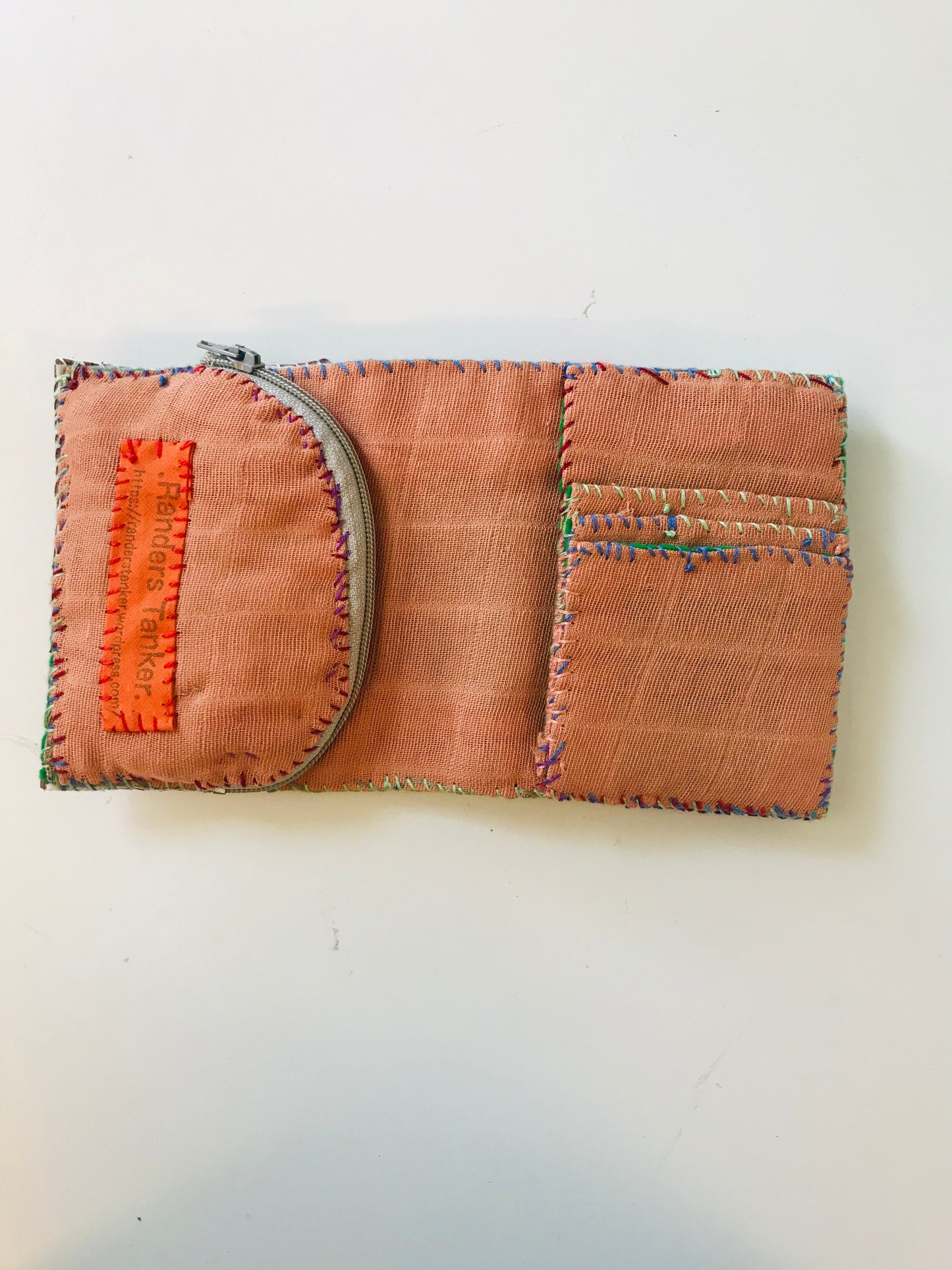 財布　布財布　ハンドメイド　手縫い　刺繍　パッチワーク　二つ折り　1857