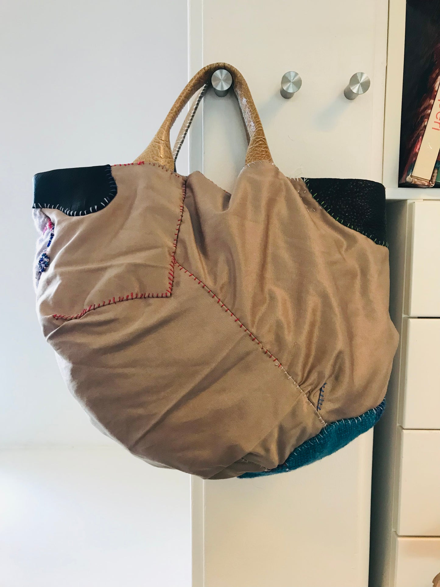 Bag   手縫いのバッグ　  布製　本革持ち手　スローファッション　ハンドメイド　1853