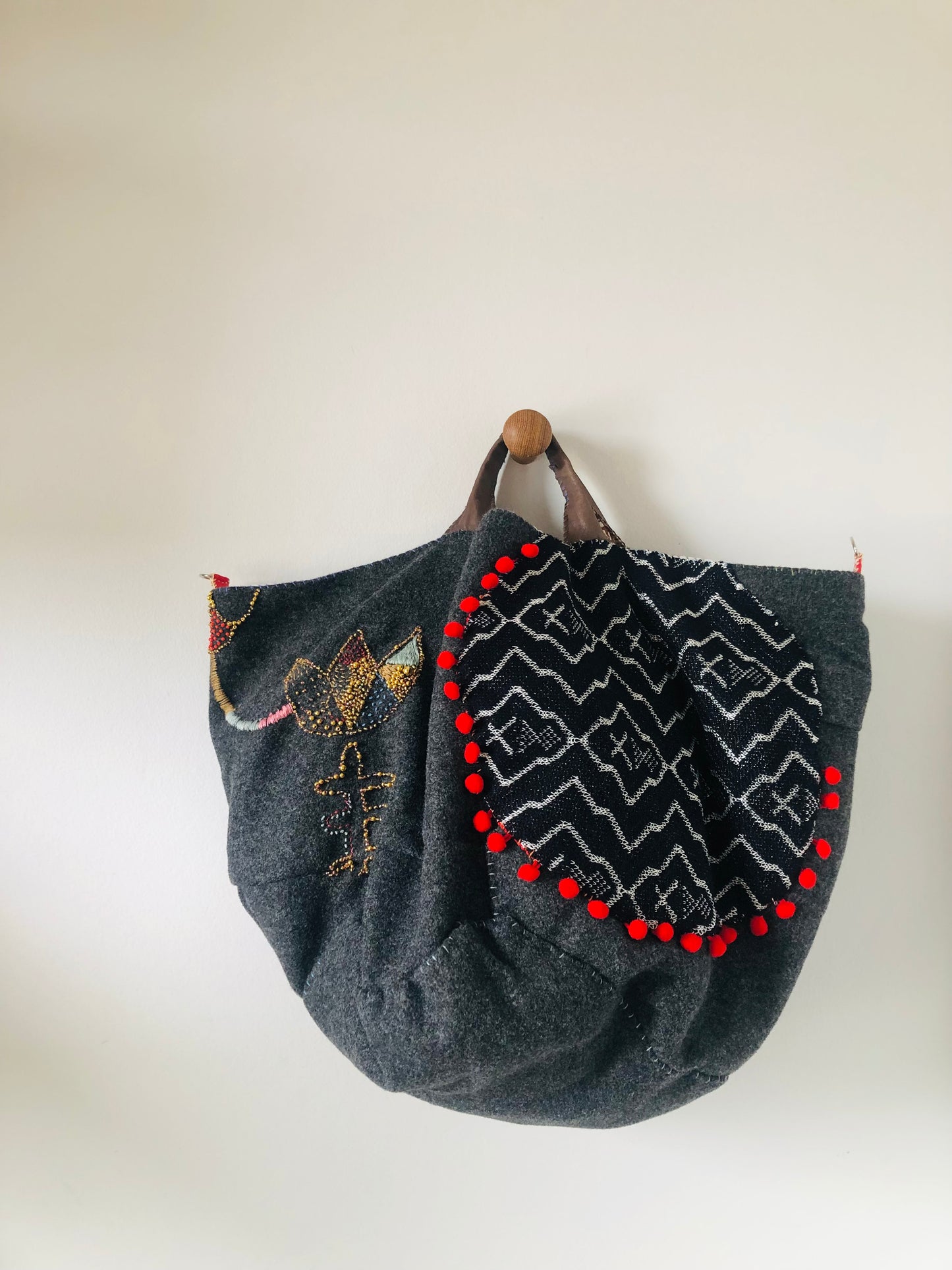 Bag 手縫いのバッグ 布製　トートバッグ　スローファッション　ハンドメイド　2500