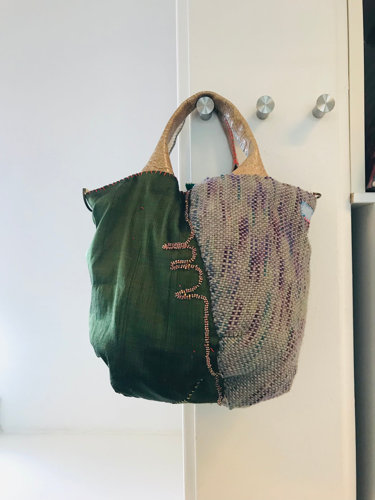 Bag   手縫いのバッグ　  布製　本革持ち手　スローファッション　ハンドメイド　1818