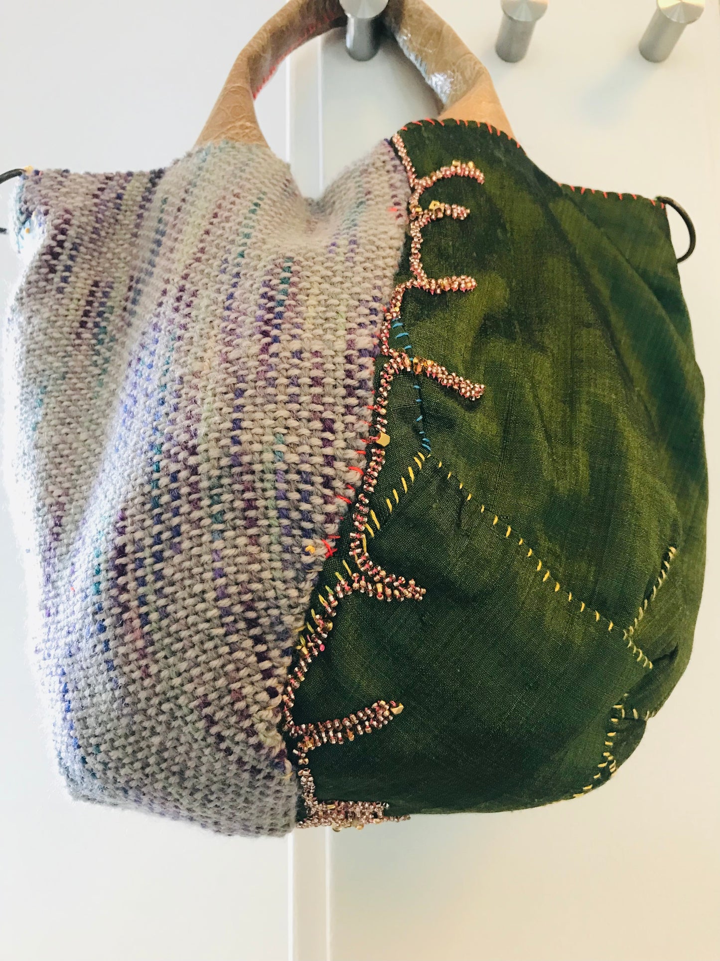 Bag   手縫いのバッグ　  布製　本革持ち手　スローファッション　ハンドメイド　1818