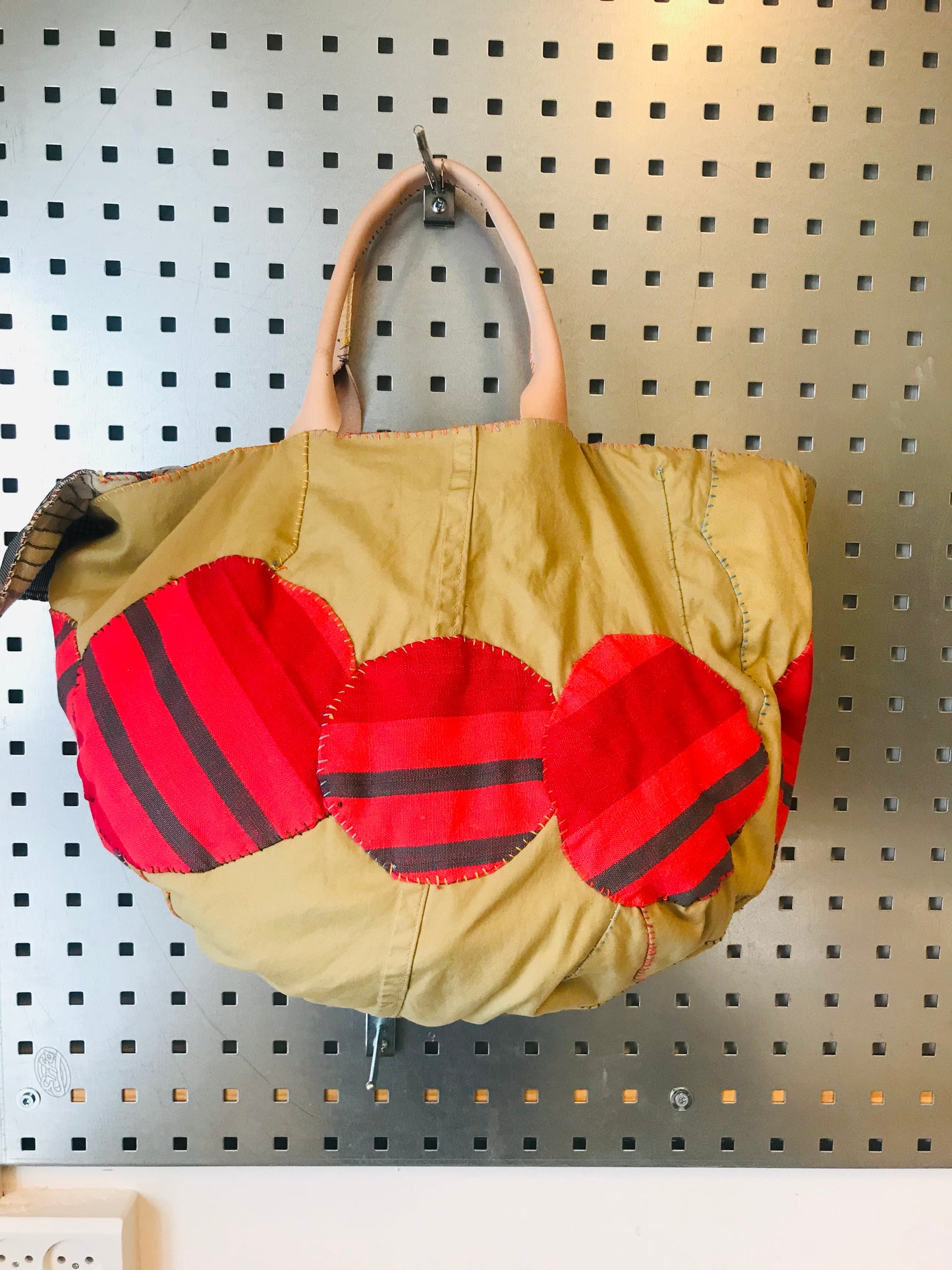 Bag   手縫いのバッグ　  布製　本革持ち手　スローファッション　ハンドメイド　1801