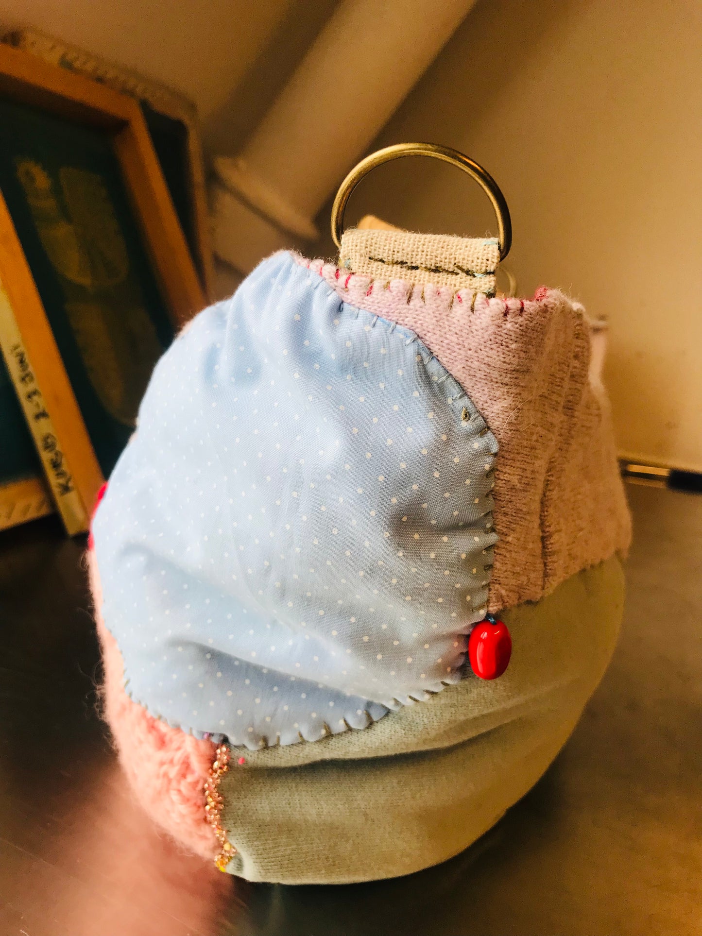 Bag   手縫いのバッグ　  布製　本革持ち手　スローファッション　ハンドメイド　1804