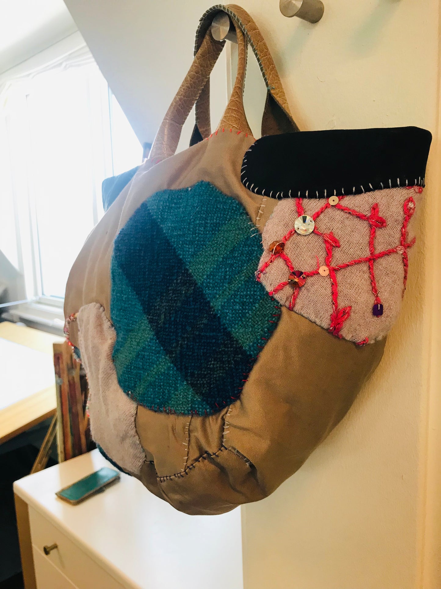 Bag   手縫いのバッグ　  布製　本革持ち手　スローファッション　ハンドメイド　1853