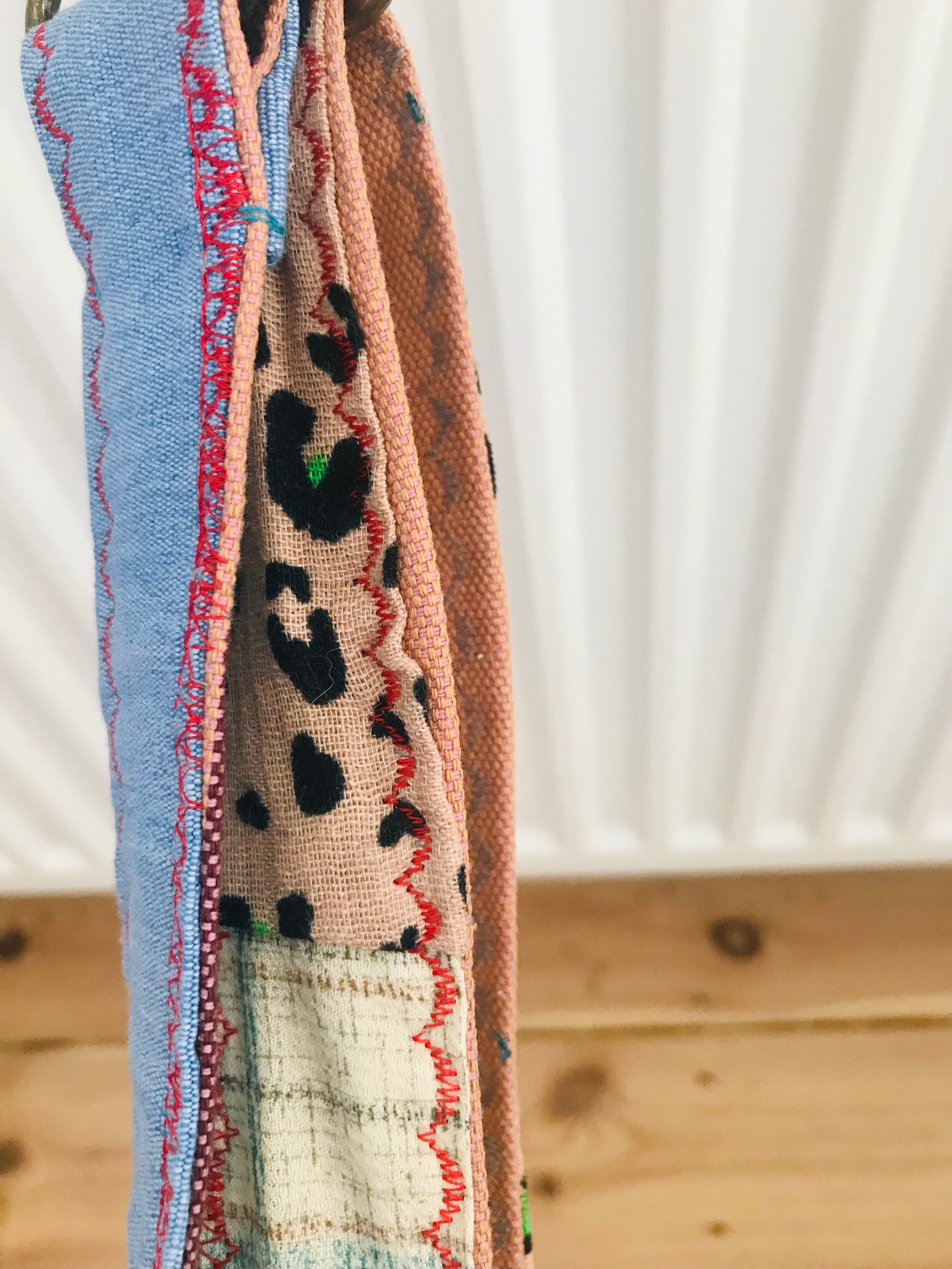 strap  手縫いのストラップ　　布製　毛糸　肩掛けストラップ　スローファッション　ハンドメイド　1739