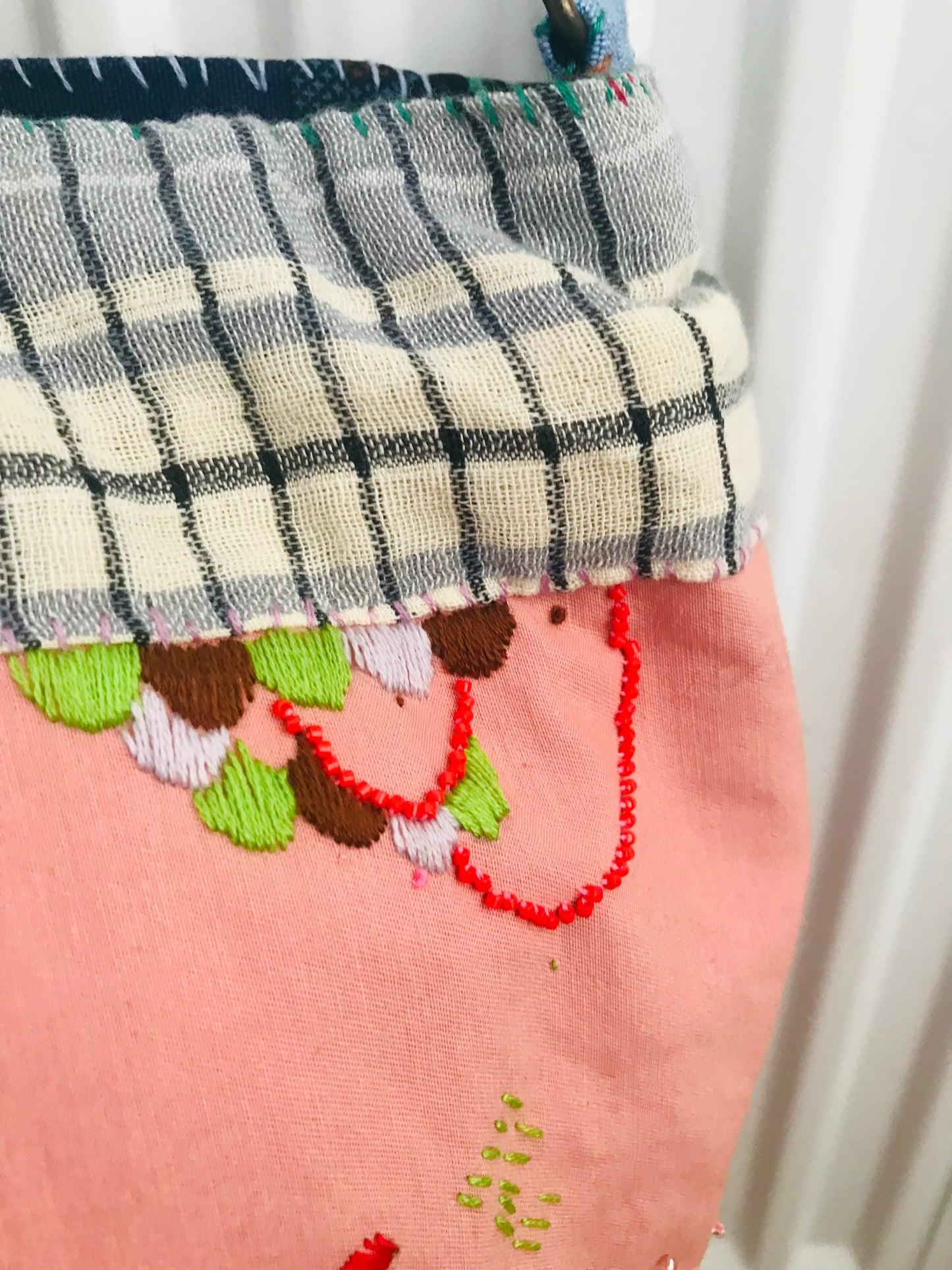 Bag   手縫いのバッグ　  布製　本革持ち手　スローファッション　ハンドメイド　1736