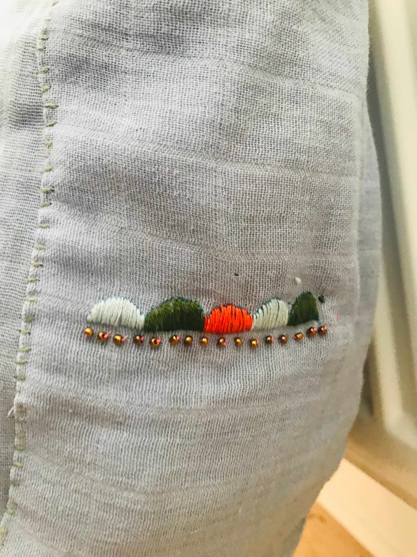 Bag   手縫いのバッグ　  布製　本革持ち手　スローファッション　ハンドメイド　1734