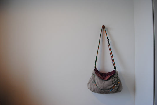 Bag   手縫いのバッグ　布製　ポシェット  肩掛けバッグ　スローファッション　ハンドメイド　2020