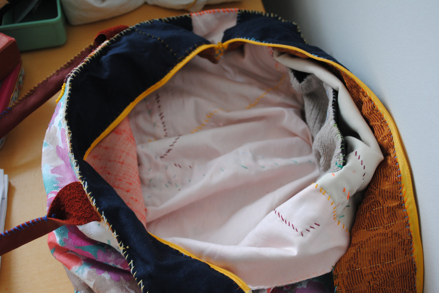 Bag Hand-sewn bag Fabric Slow fashion Handmade 2025