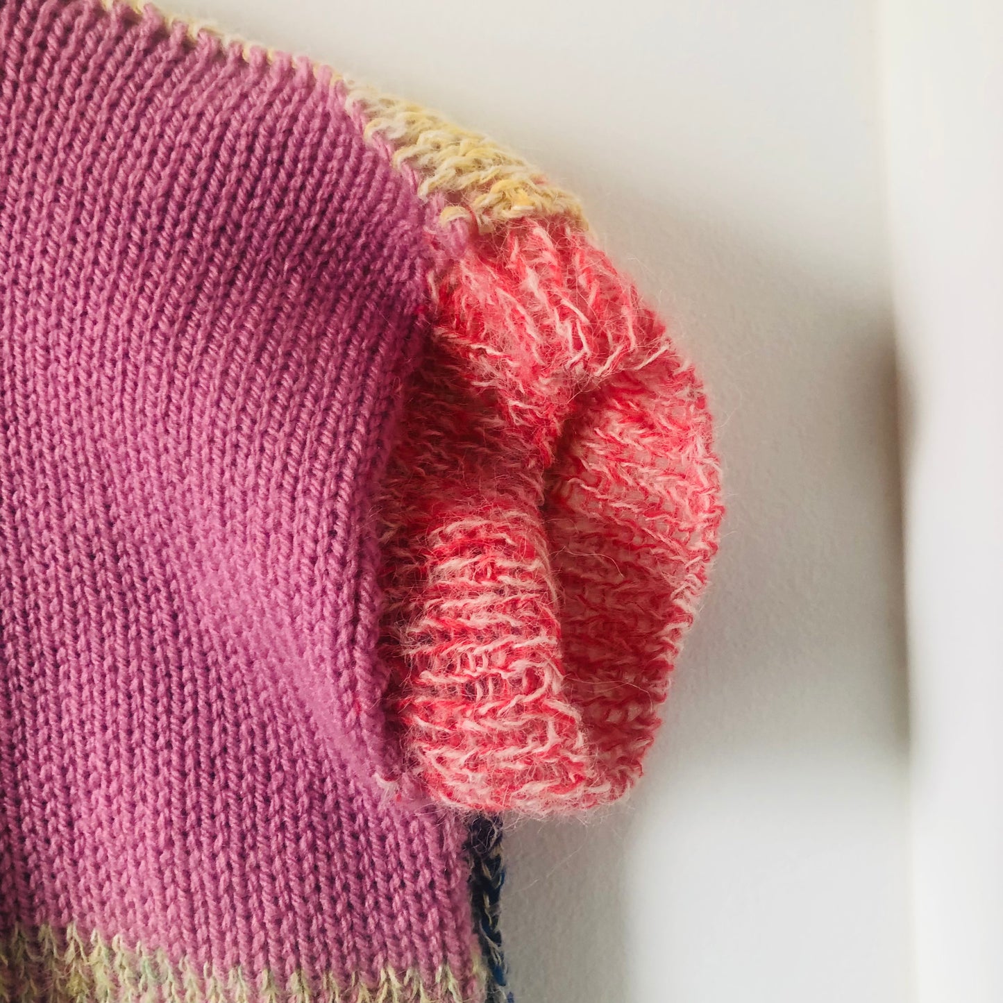 Vest, Sweater, Knitting, Yarn, Wool, Mohair, Slow Fashion, Fancy Yarn, One of a kind, 2418