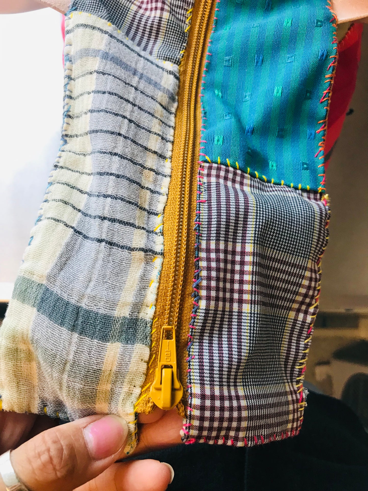 Bag   手縫いのバッグ　  布製　本革持ち手　スローファッション　ハンドメイド　1801