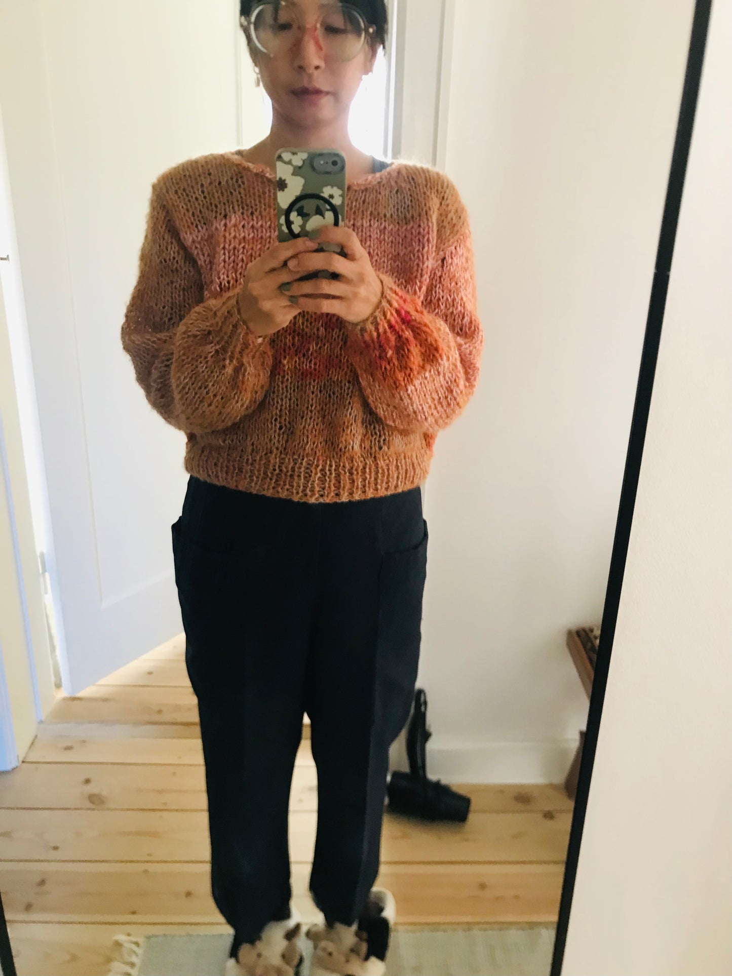 Håndstrikket sweater, slow fashion, fancy garn, unik, kort længde, mohair, 2097