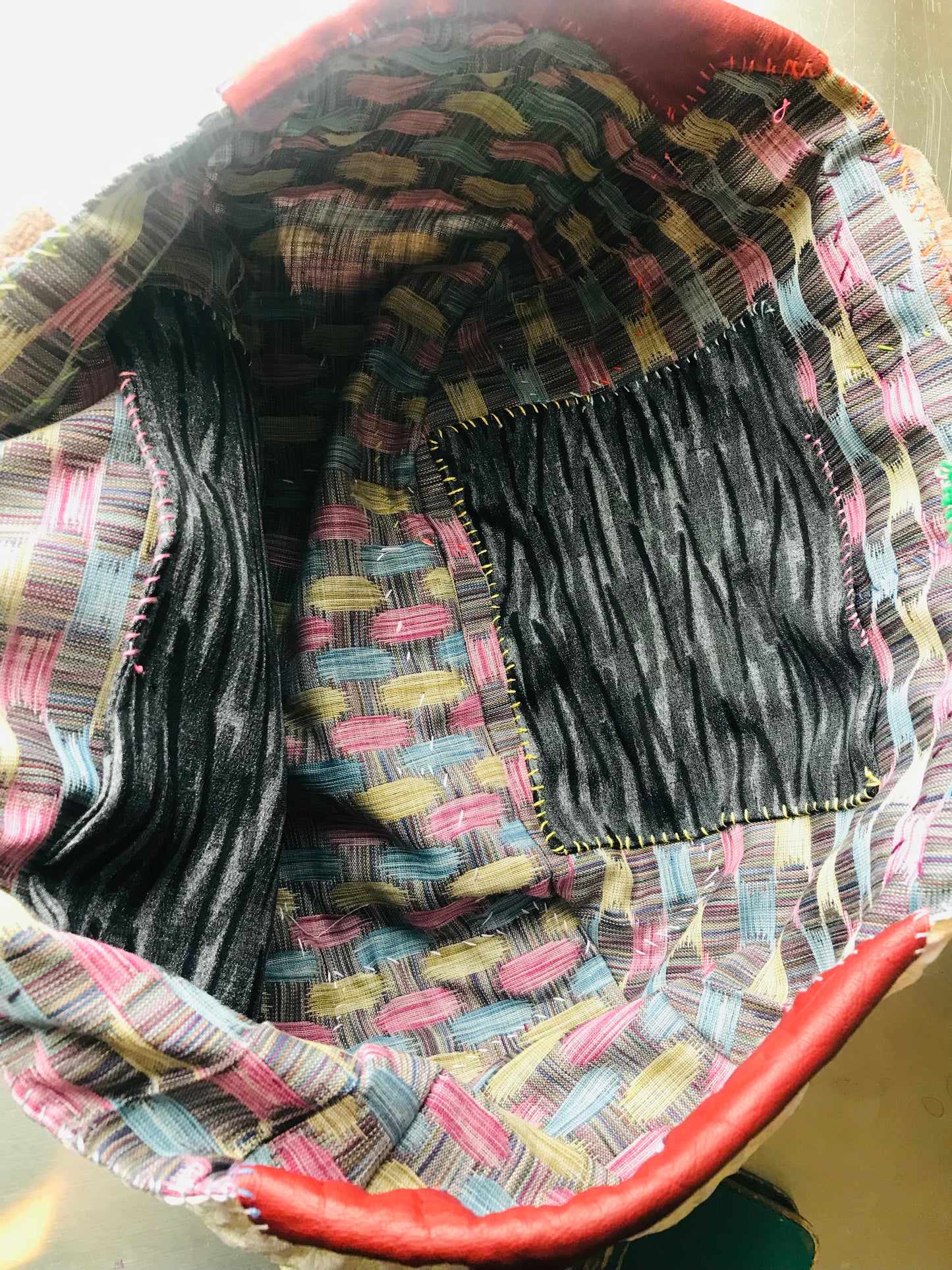 Bag   手縫いのバッグ　  布製　本革持ち手　スローファッション　ハンドメイド　1802