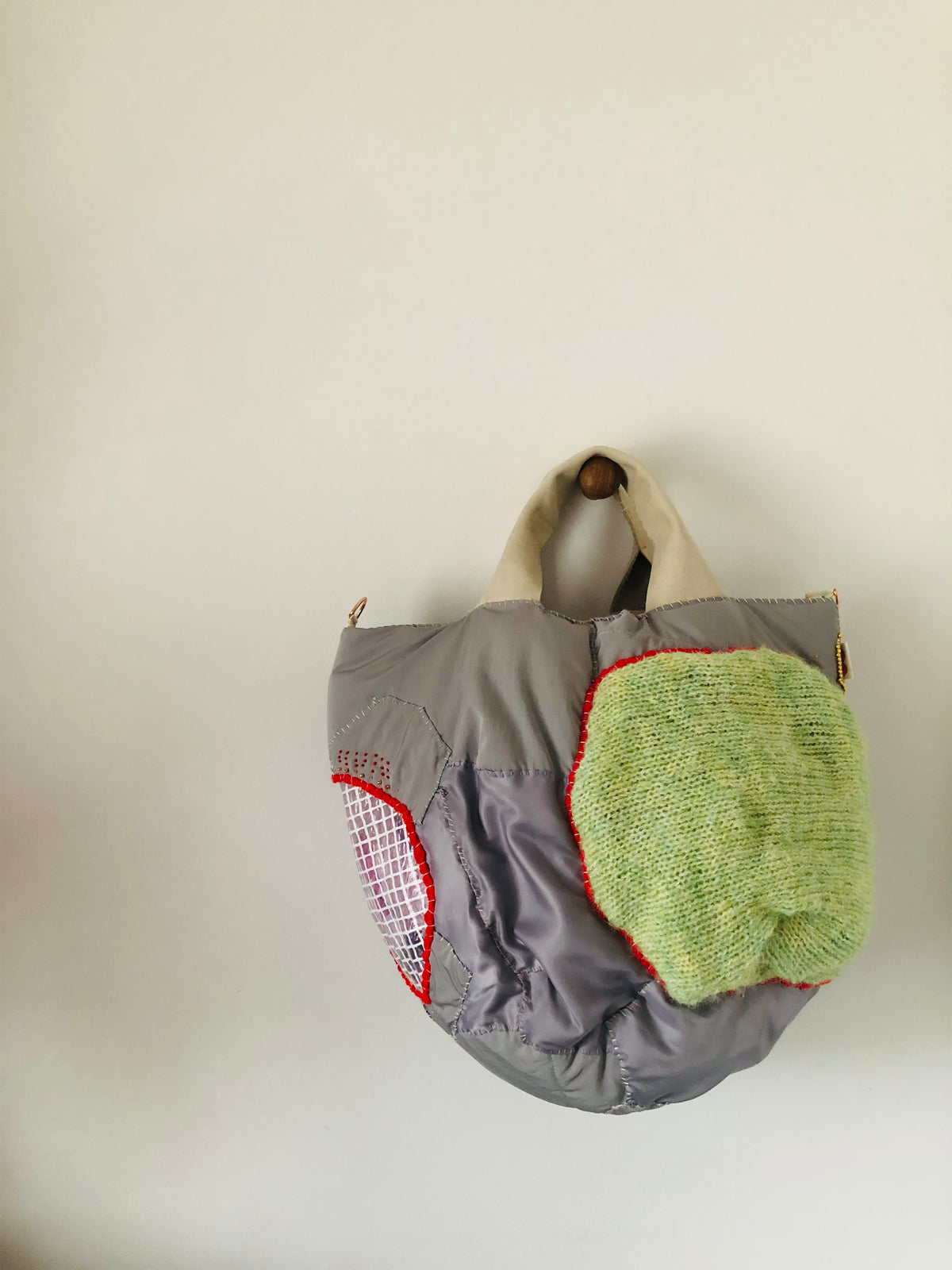 Bag 手縫いのバッグ 布製　トートバッグ　スローファッション　ハンドメイド　2539