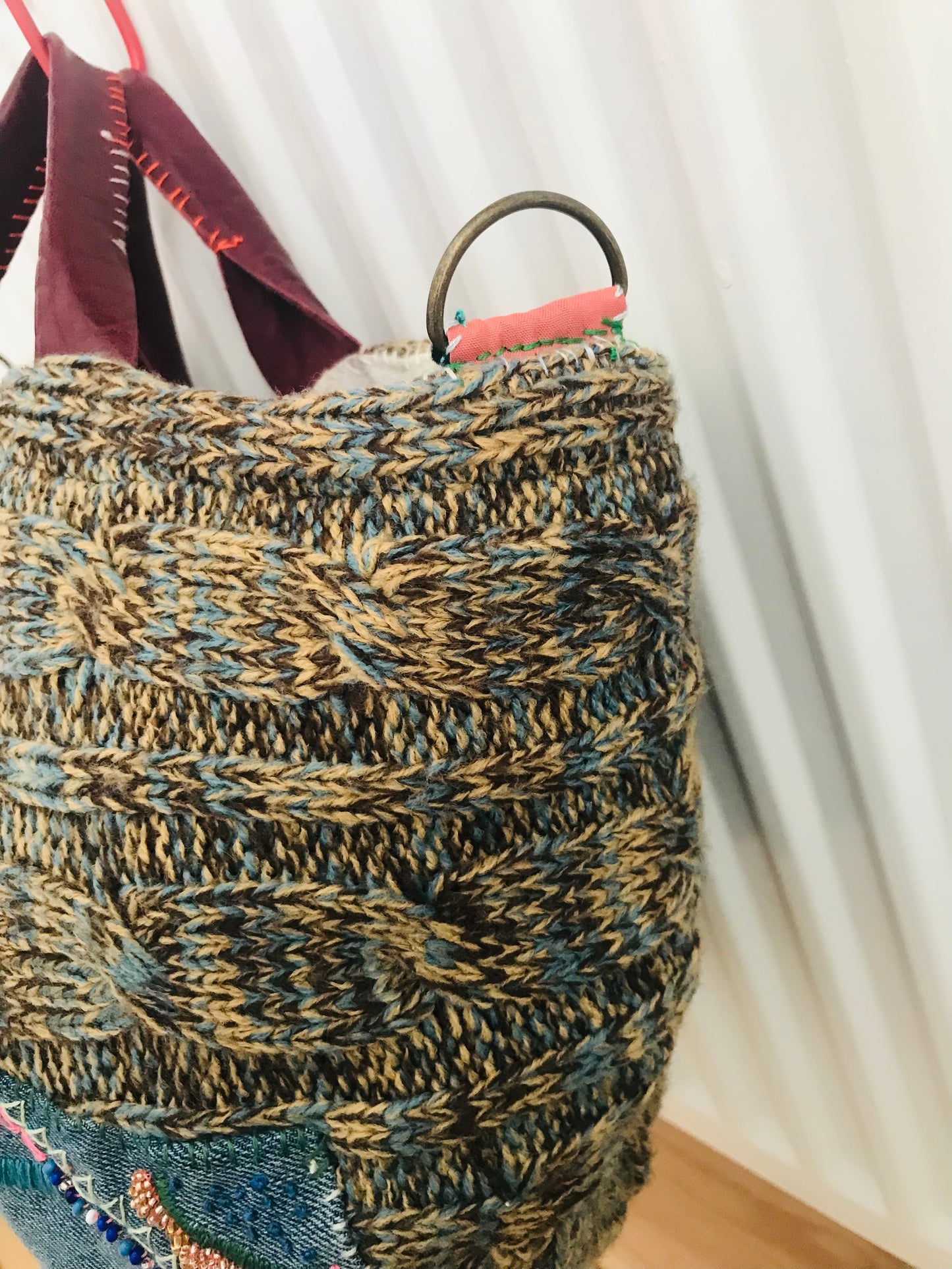 Bag   手縫いのバッグ　  布製　本革持ち手　スローファッション　ハンドメイド　1732