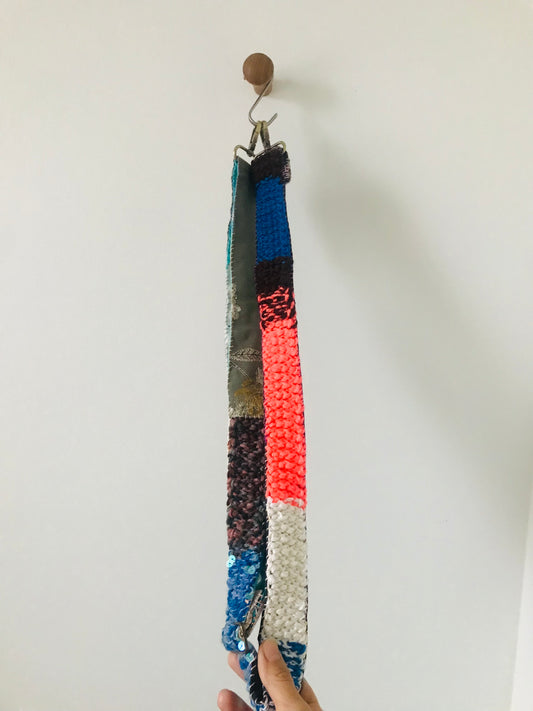 strap  手編みのストラップ　　ウール　布製　毛糸　肩掛けストラップ　スローファッション　ハンドメイド　1934