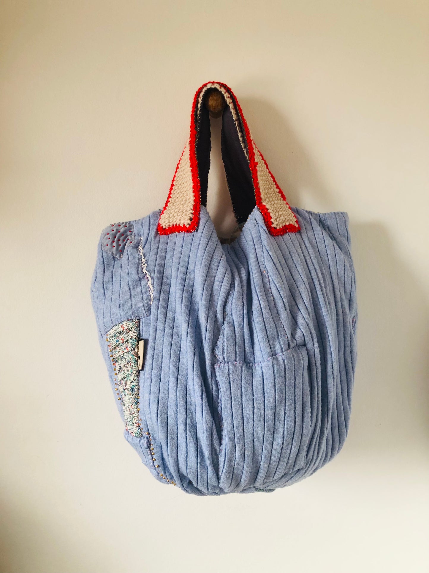 Bag 手縫いのバッグ 布製　トートバッグ　スローファッション　ハンドメイド　2514