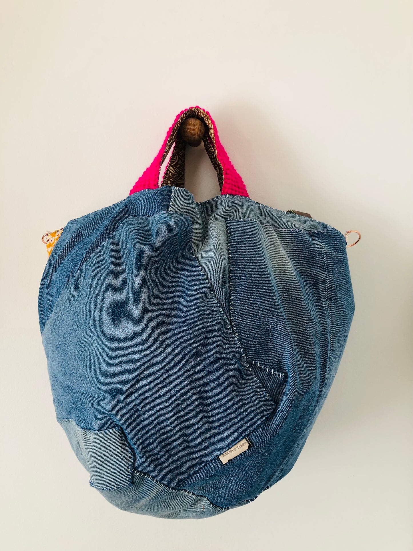 Bag 手縫いのバッグ 布製　トートバッグ　スローファッション　ハンドメイド　2504