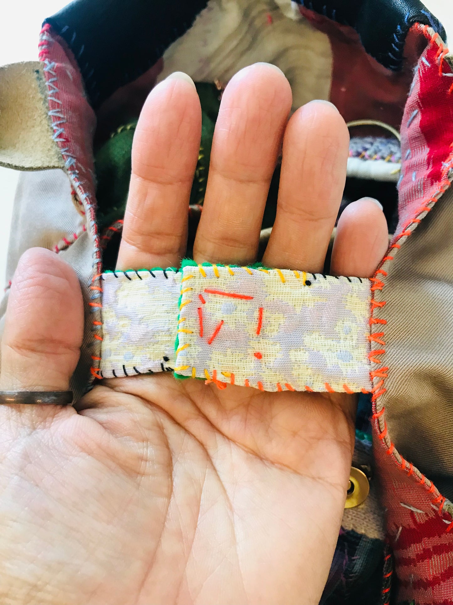 Bag   手縫いのバッグ　  布製　本革持ち手　スローファッション　ハンドメイド　1853